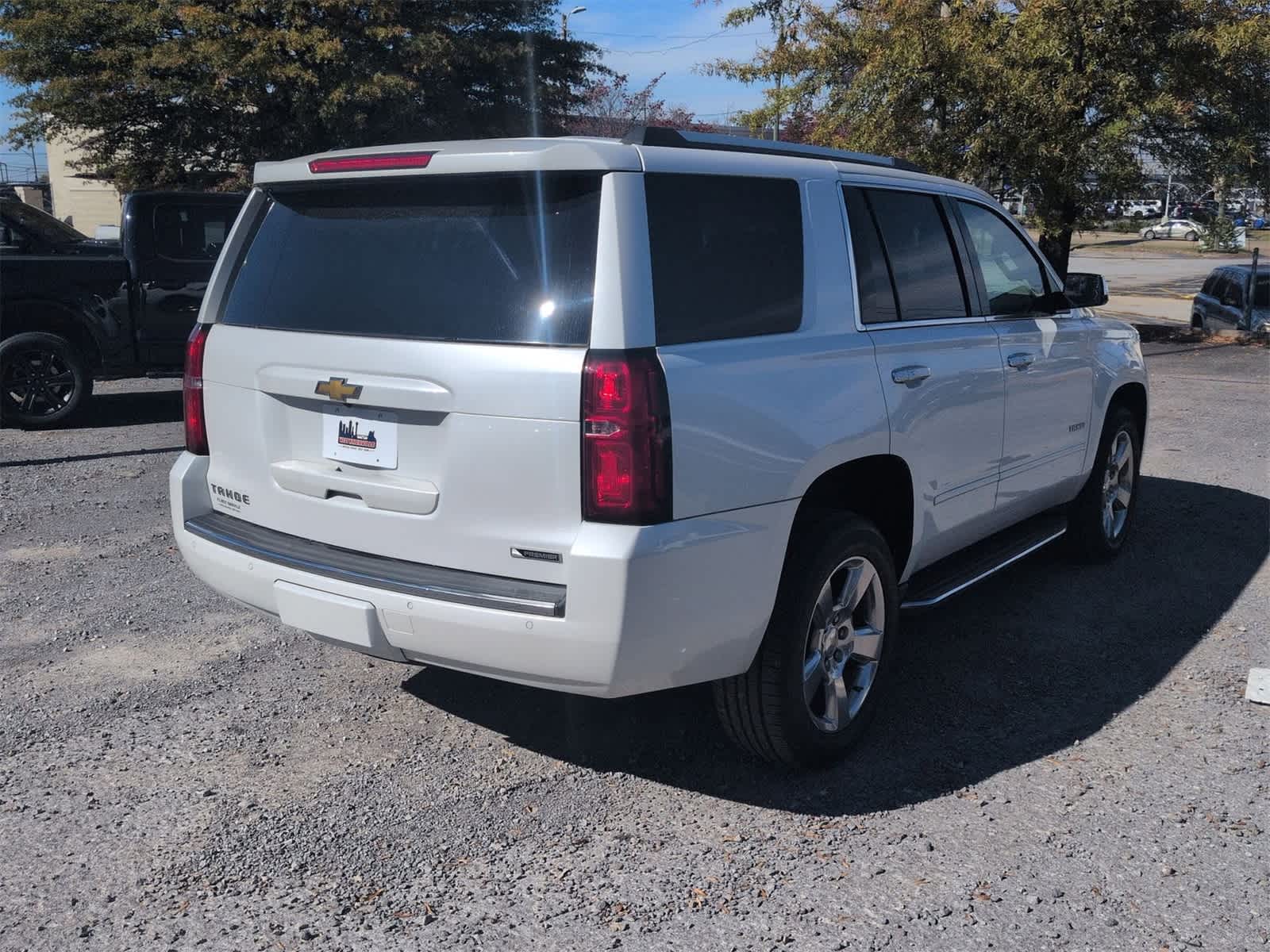 Thumbnail: 2017 Chevrolet Tahoe - 8