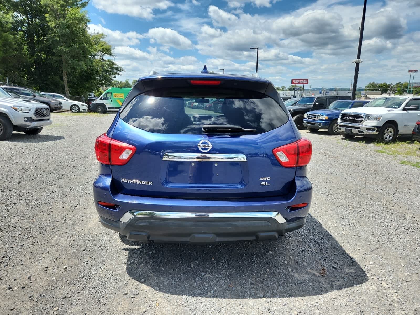 Thumbnail: 2020 Nissan Pathfinder - 4