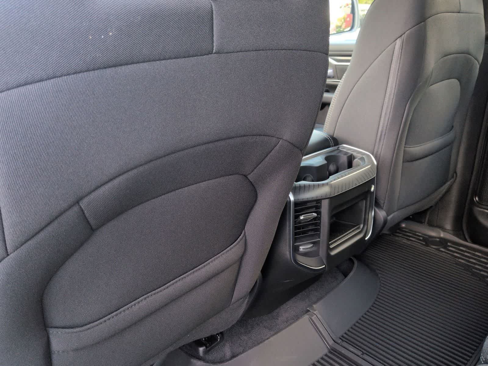 Thumbnail: 2026 RAM 1500 - 18