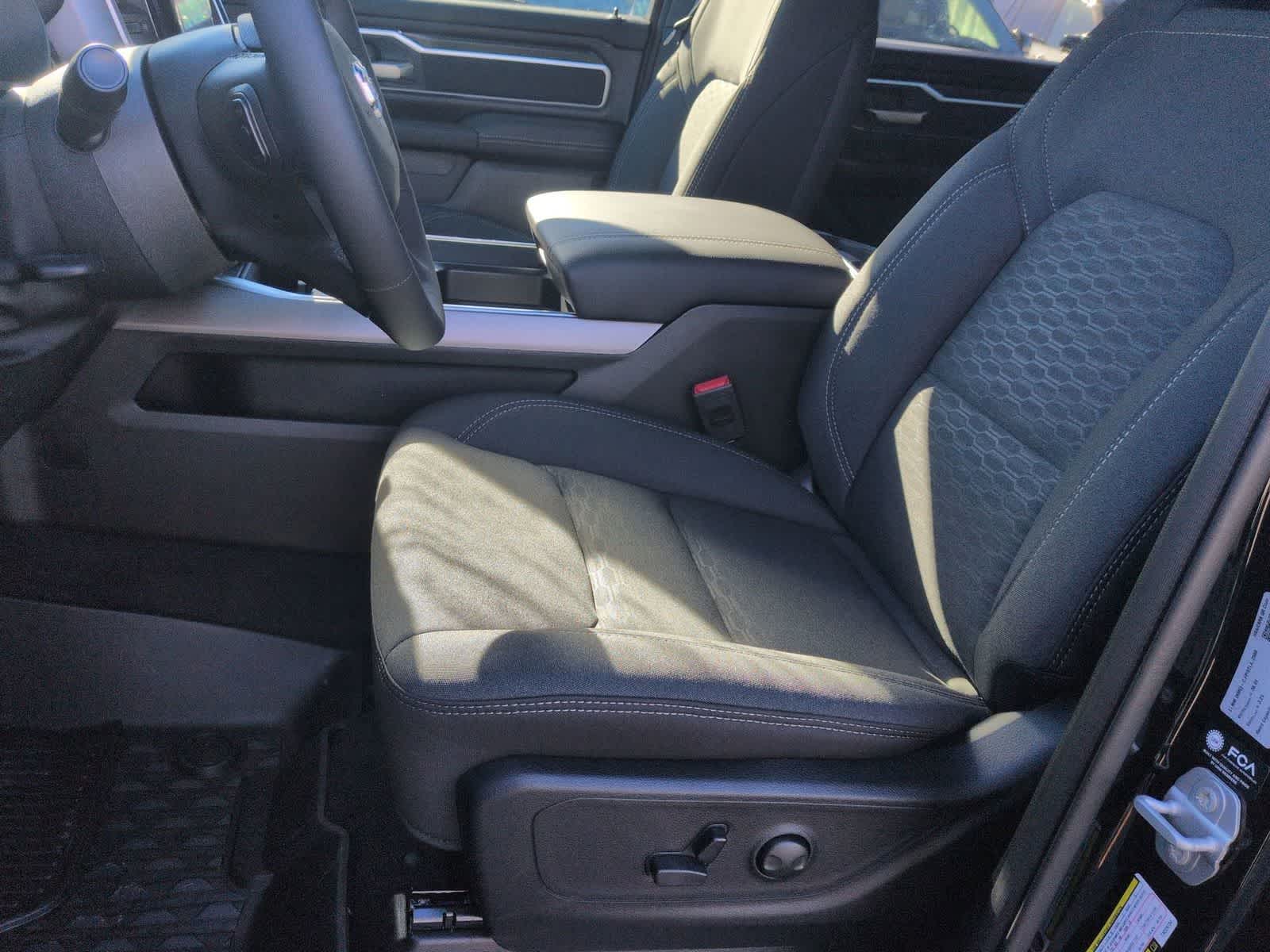 Thumbnail: 2026 RAM 1500 - 16