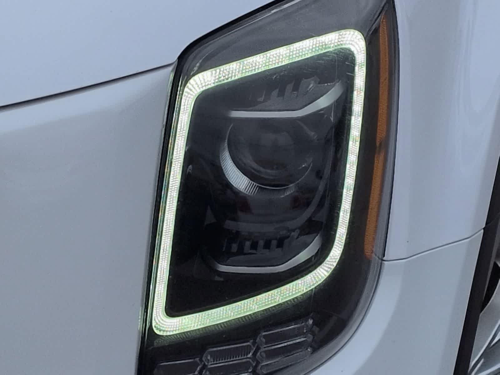 Thumbnail: 2022 Kia Telluride - 11