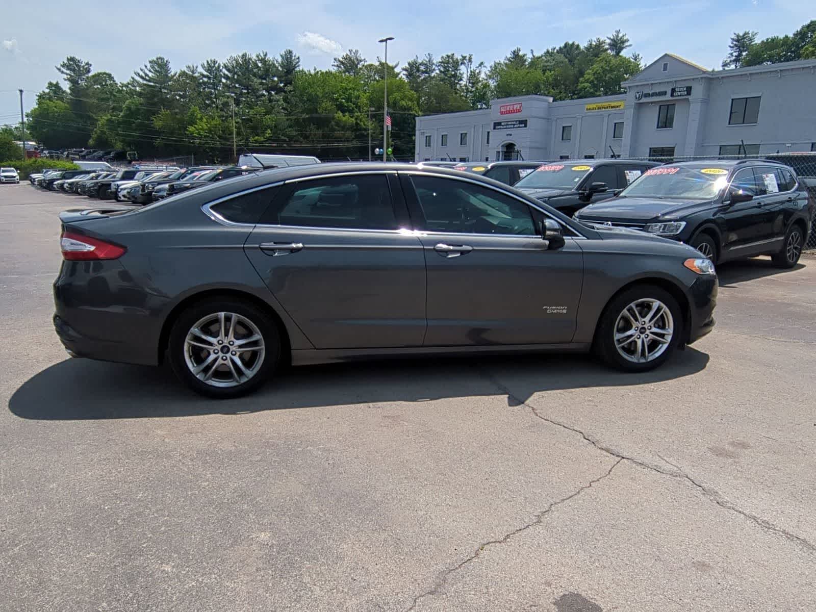 Thumbnail: 2016 Ford Fusion - 9