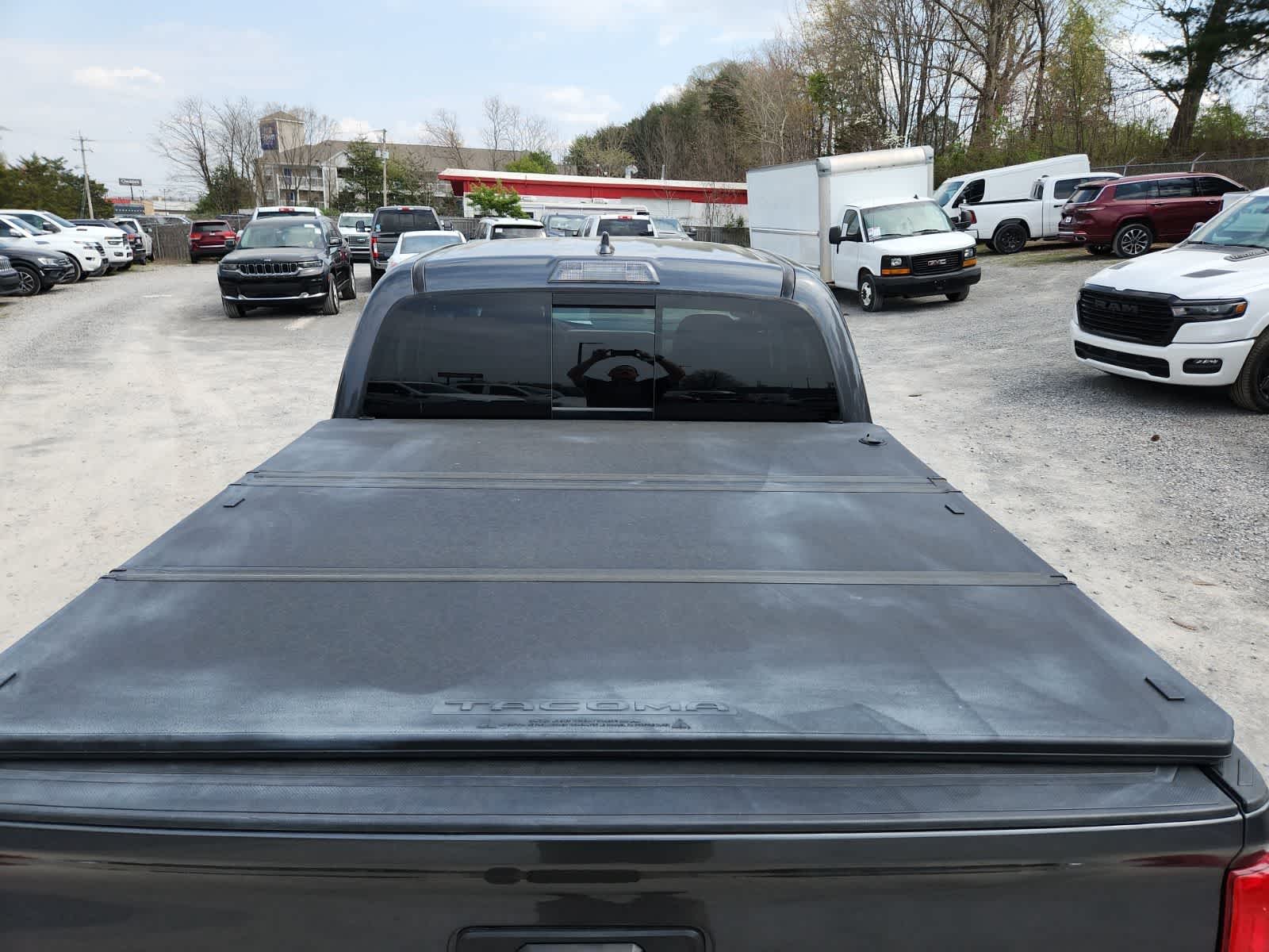 Thumbnail: 2019 Toyota Tacoma - 5