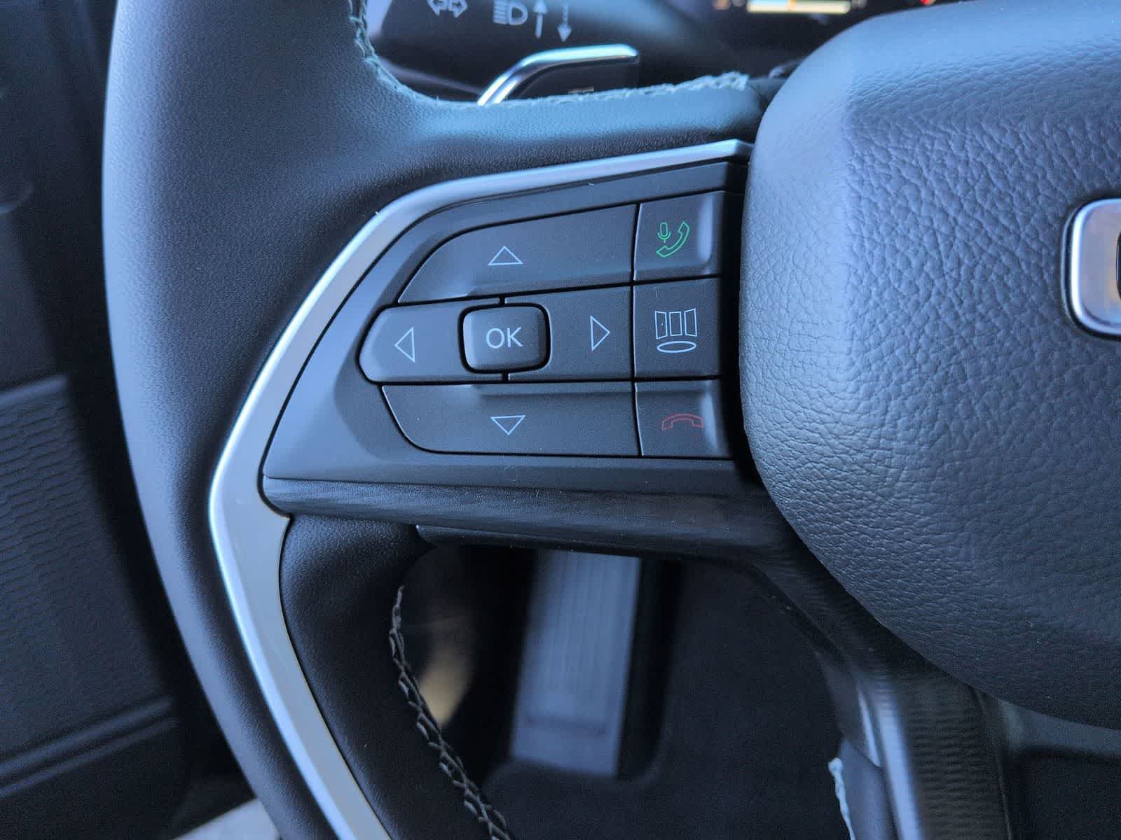 Thumbnail: 2025 Jeep Grand Cherokee L - 13