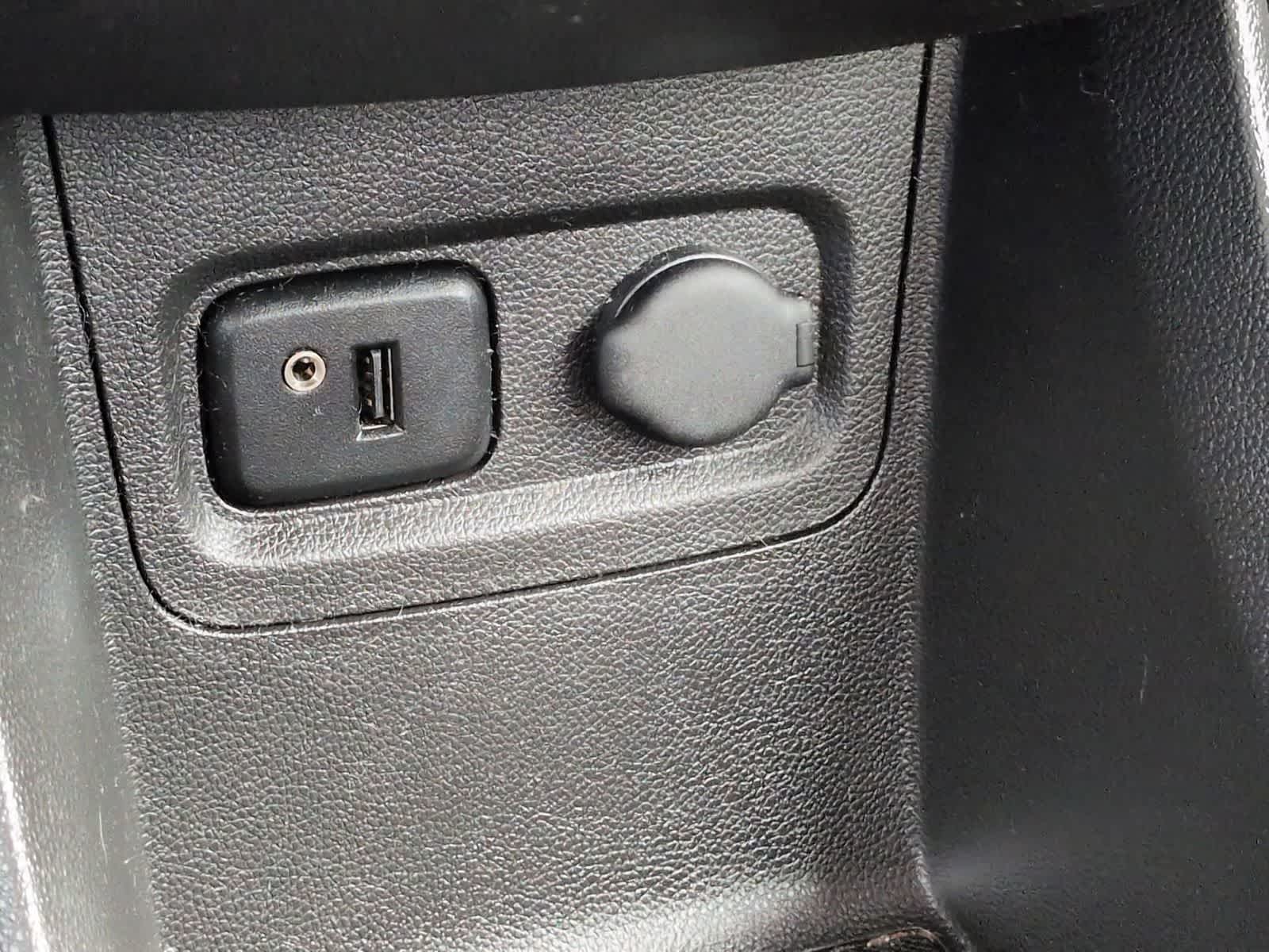 Thumbnail: 2017 Chevrolet Spark - 27