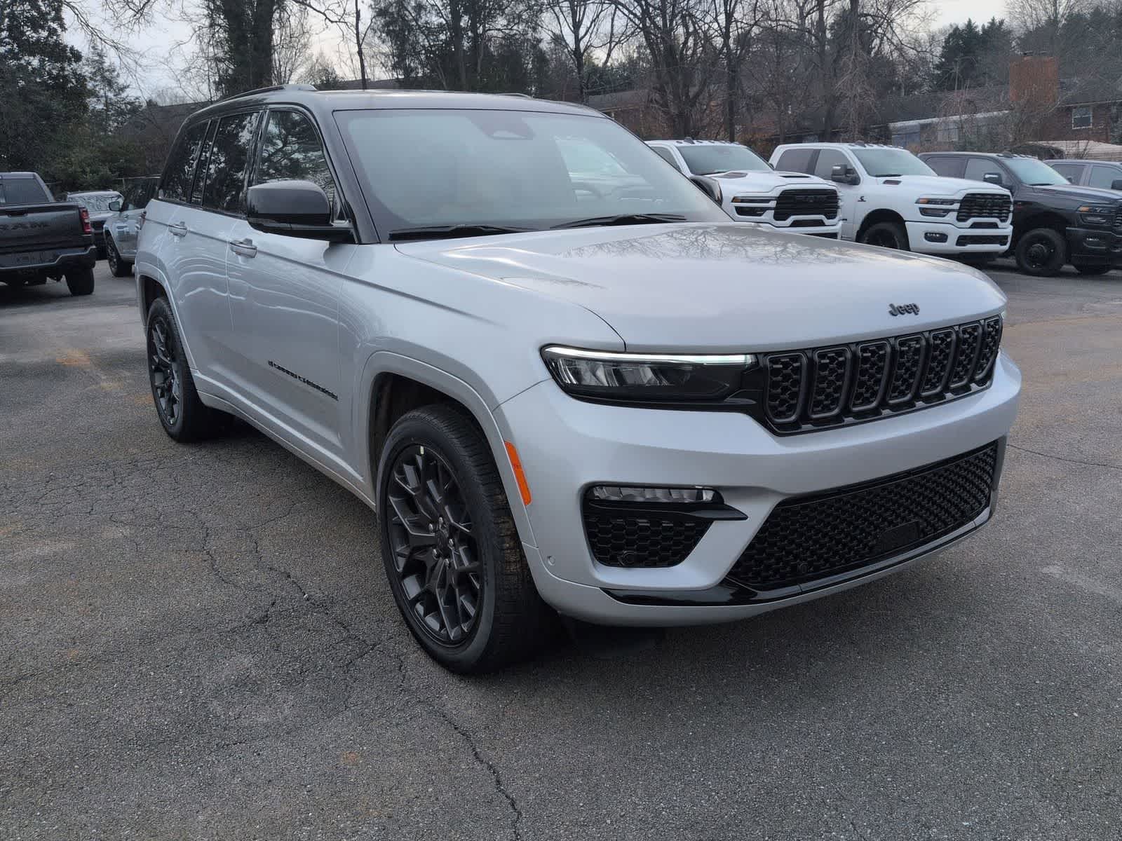 Thumbnail: 2025 Jeep Grand Cherokee - 2