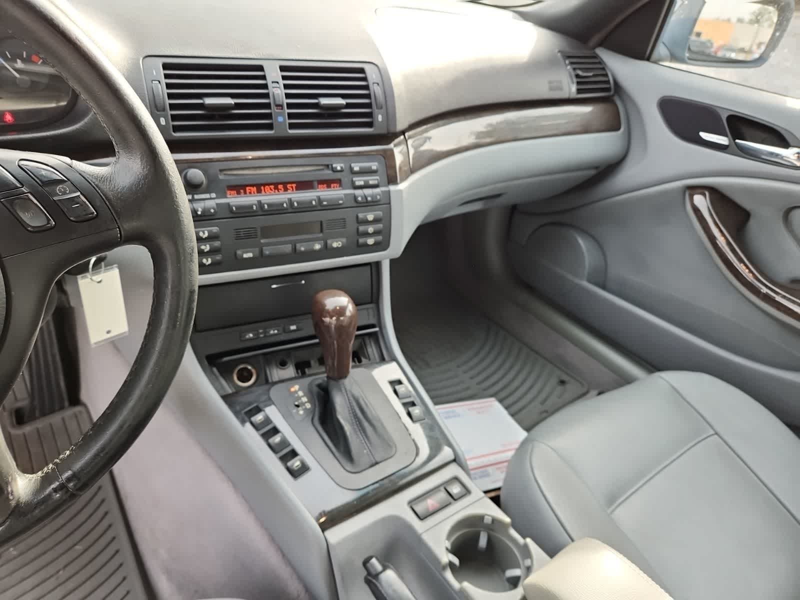 Thumbnail: 2002 BMW 3 Series - 10