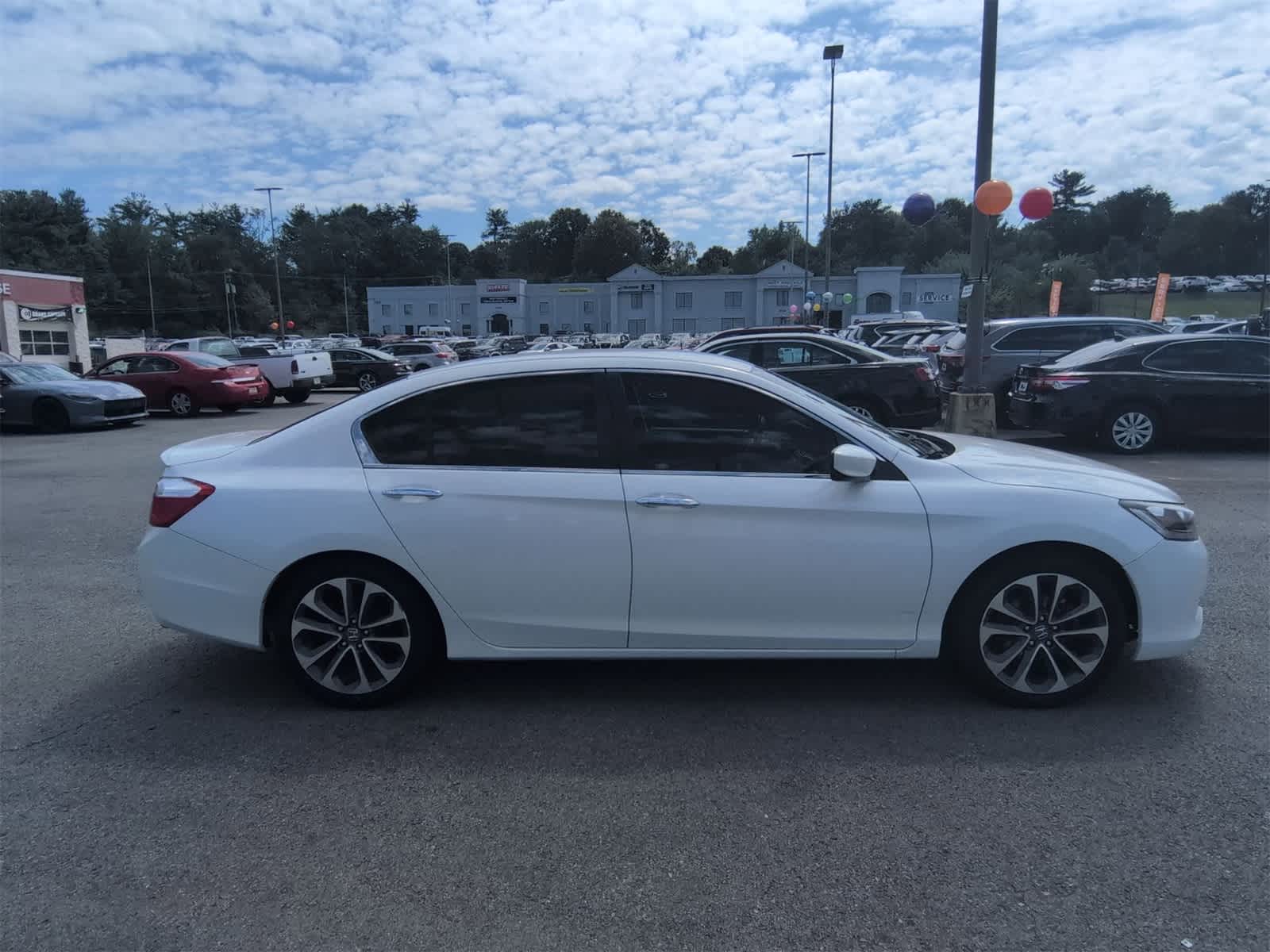 Thumbnail: 2015 Honda Accord - 9