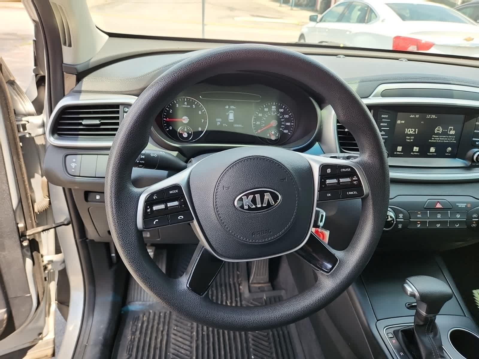 2019 Kia Sorento L 12