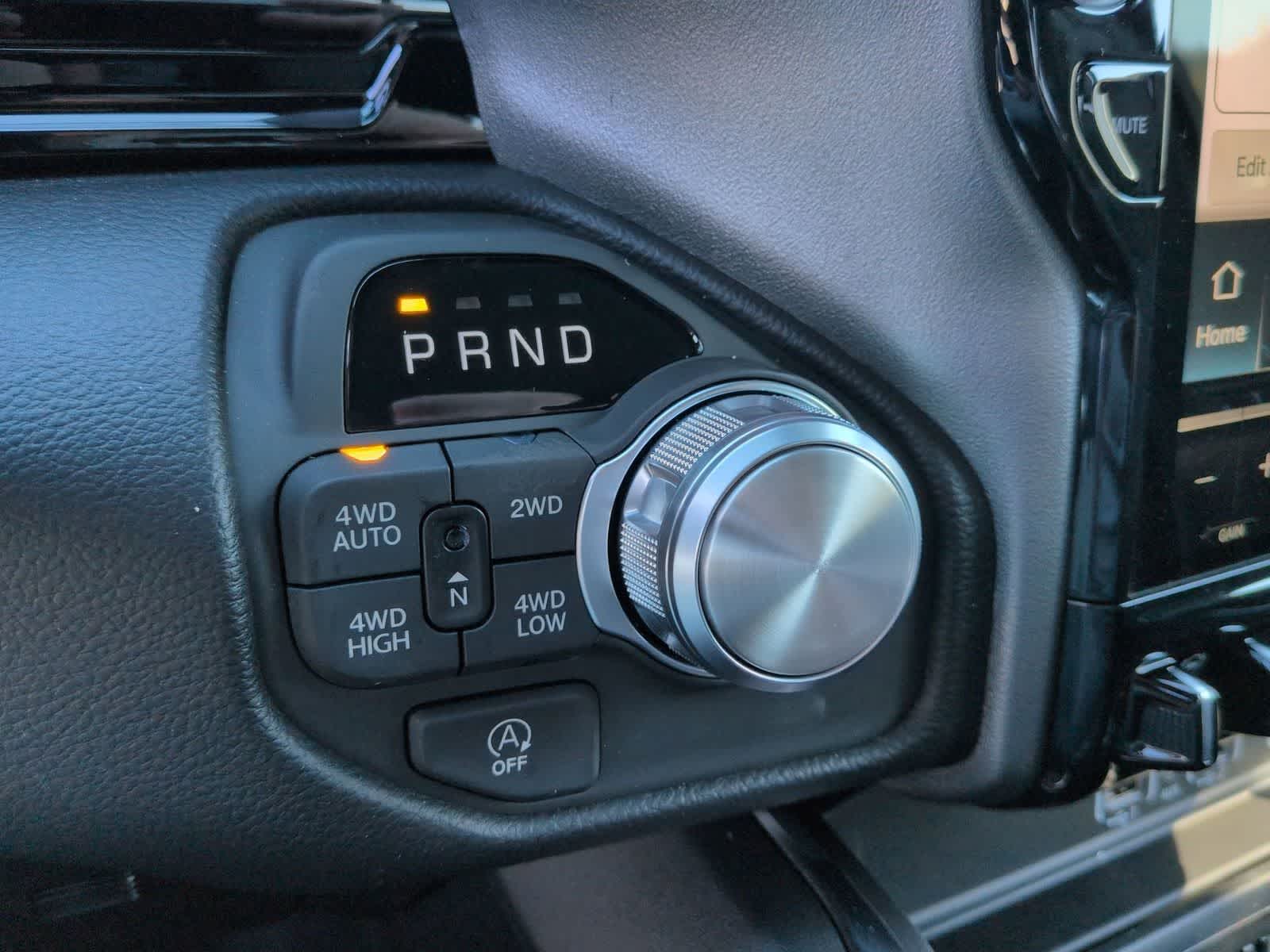 Thumbnail: 2026 RAM 1500 - 32