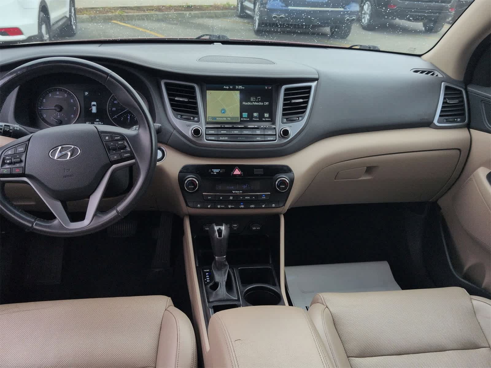 Thumbnail: 2016 Hyundai Tucson - 14
