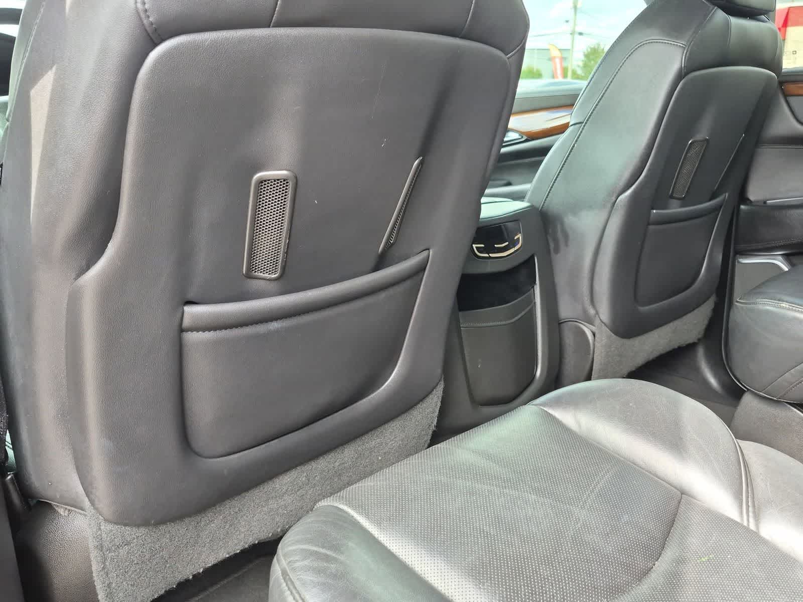 Thumbnail: 2019 Cadillac Escalade - 18