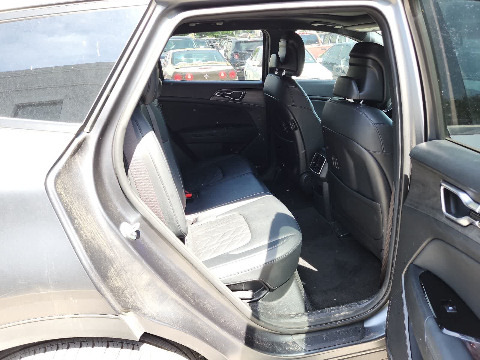 Thumbnail: 2023 Kia Sportage - 24