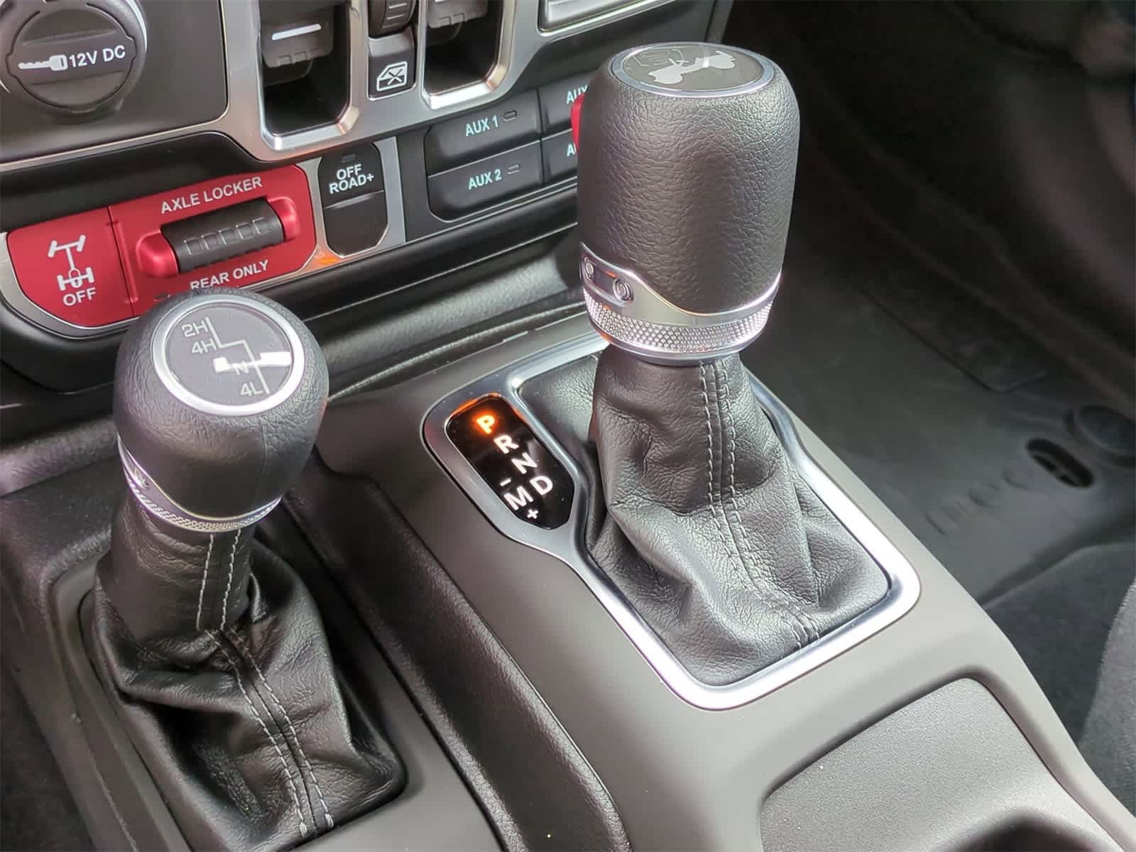 Thumbnail: 2025 Jeep Wrangler - 31