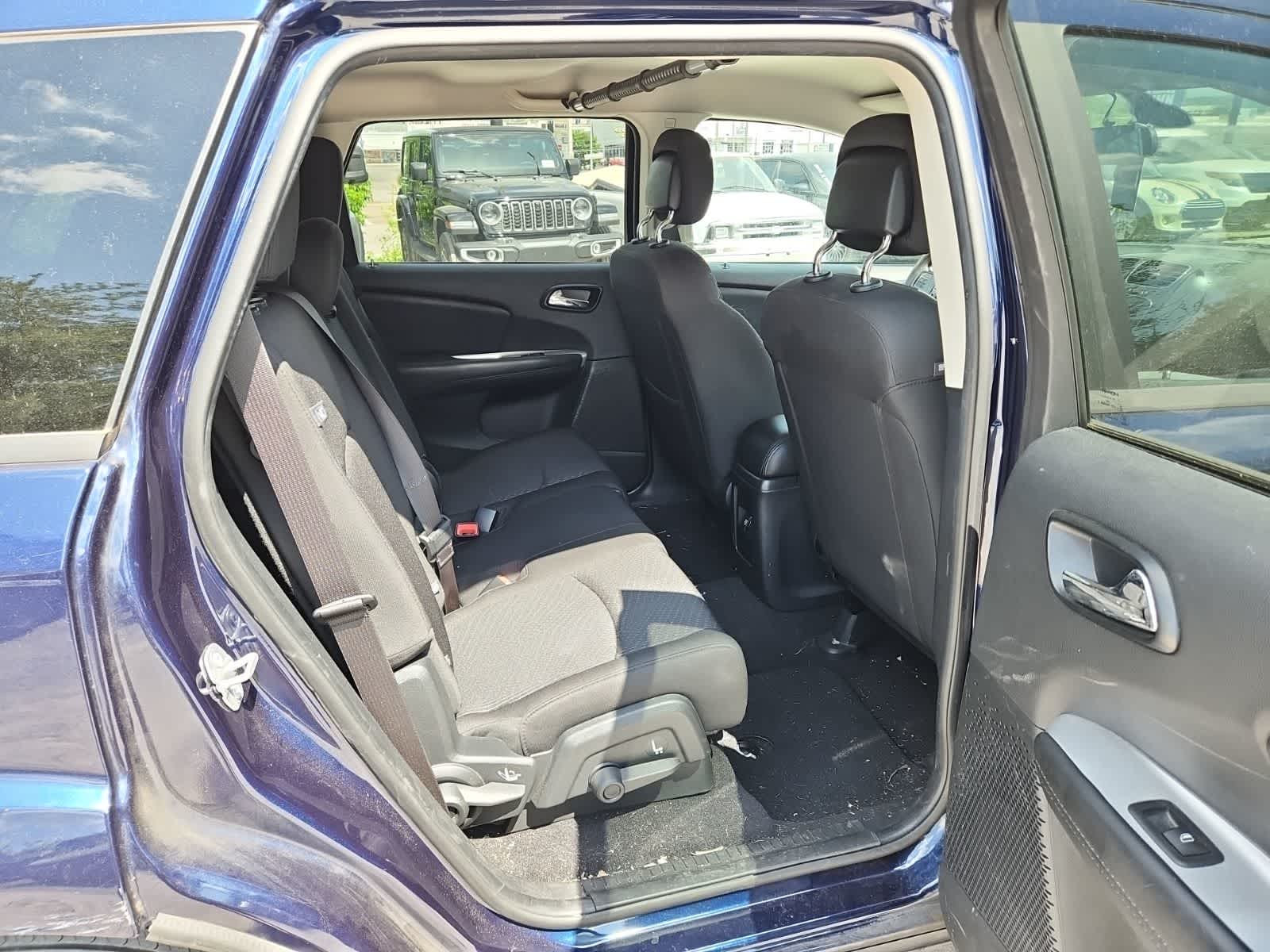 Thumbnail: 2018 Dodge Journey - 23