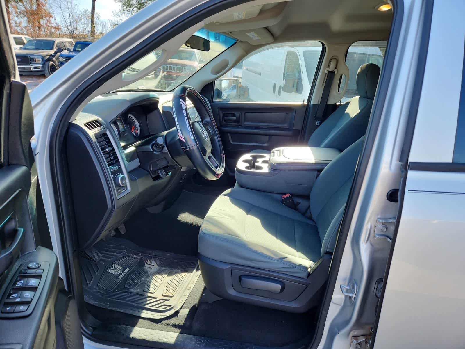 Thumbnail: 2014 RAM 1500 - 15