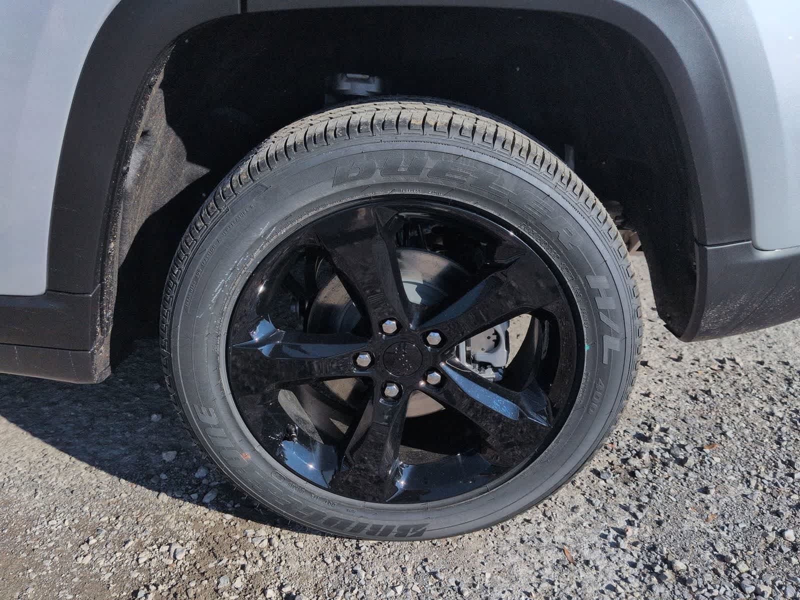 Thumbnail: 2025 Jeep Grand Cherokee - 14