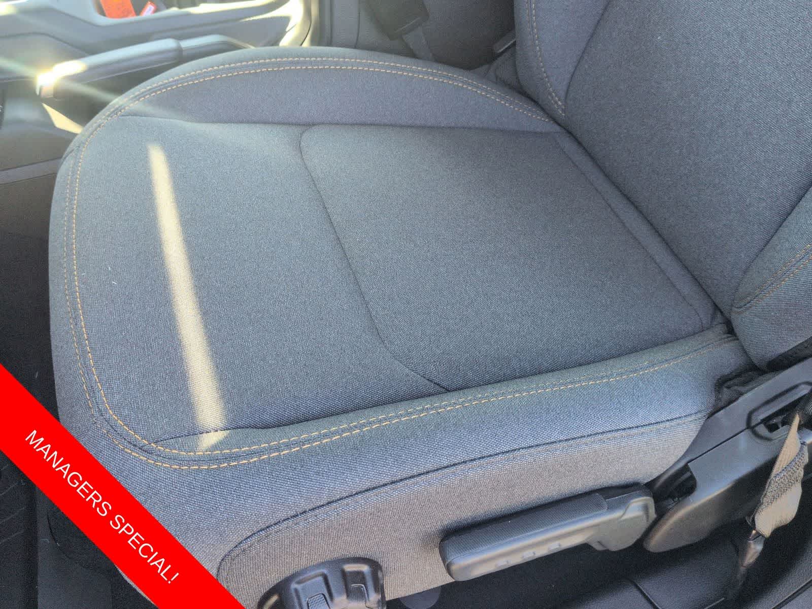 Thumbnail: 2025 Jeep Gladiator - 16