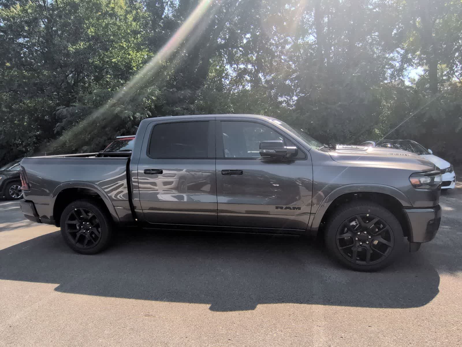 Thumbnail: 2026 RAM 1500 - 9