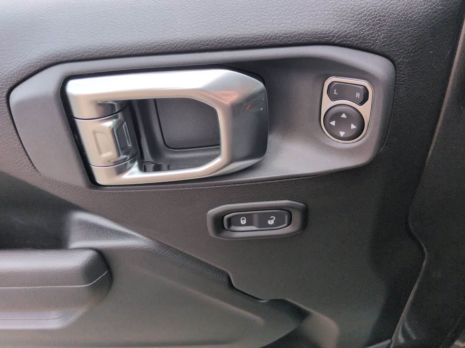 Thumbnail: 2026 Jeep Wrangler - 12