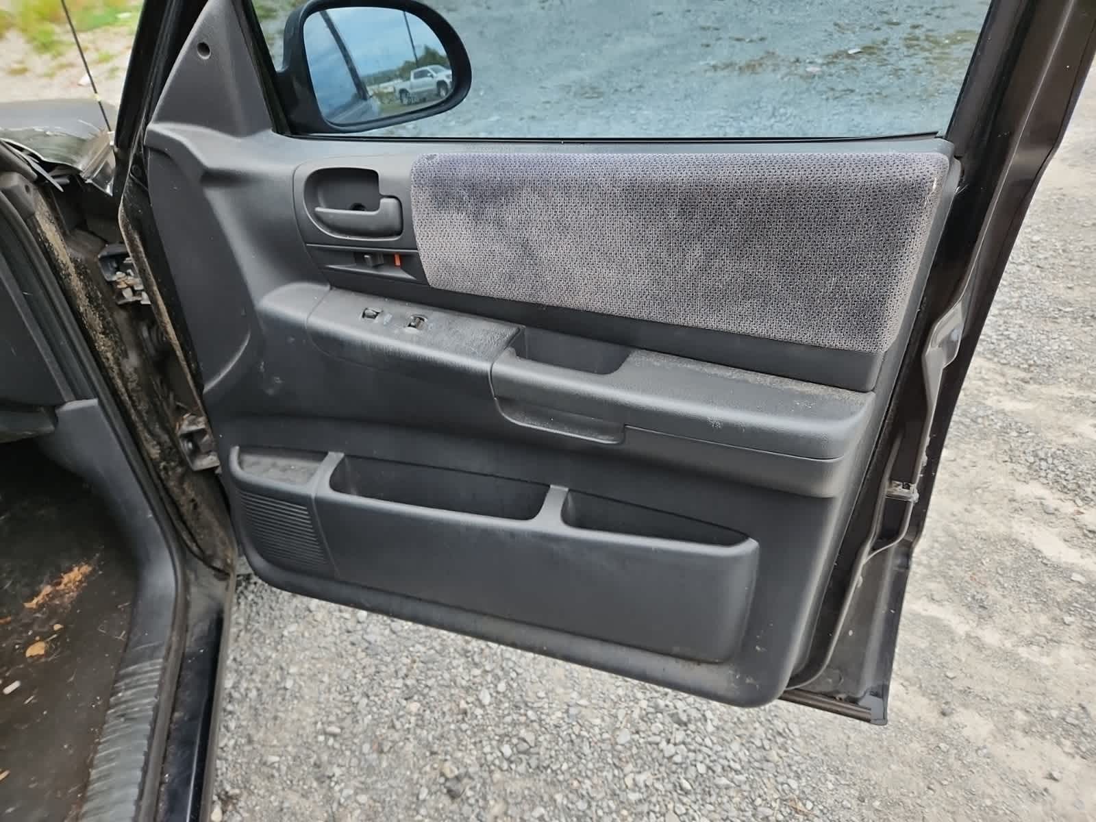 Thumbnail: 2002 Dodge Dakota - 22