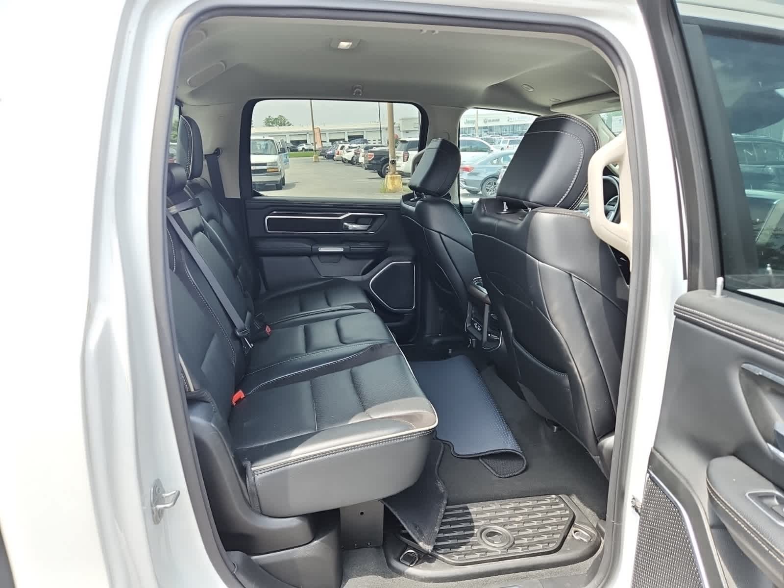 2022 RAM 1500 Laramie 23