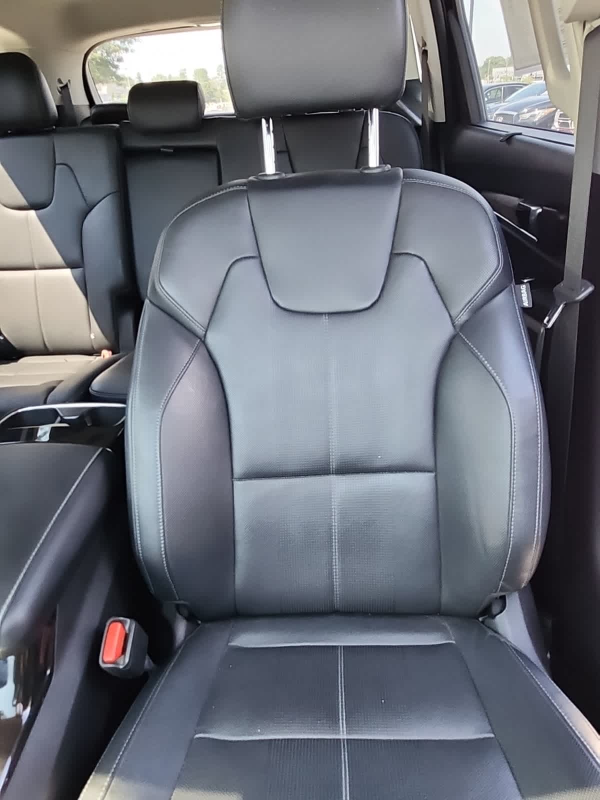 Thumbnail: 2022 Kia Telluride - 14