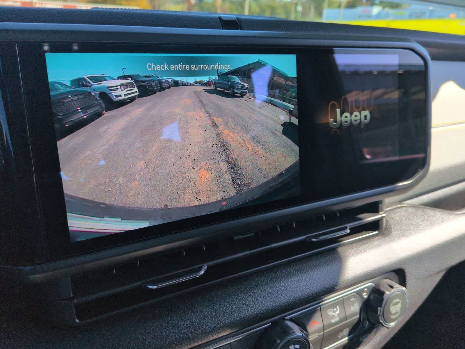 Thumbnail: 2026 Jeep Wrangler - 27