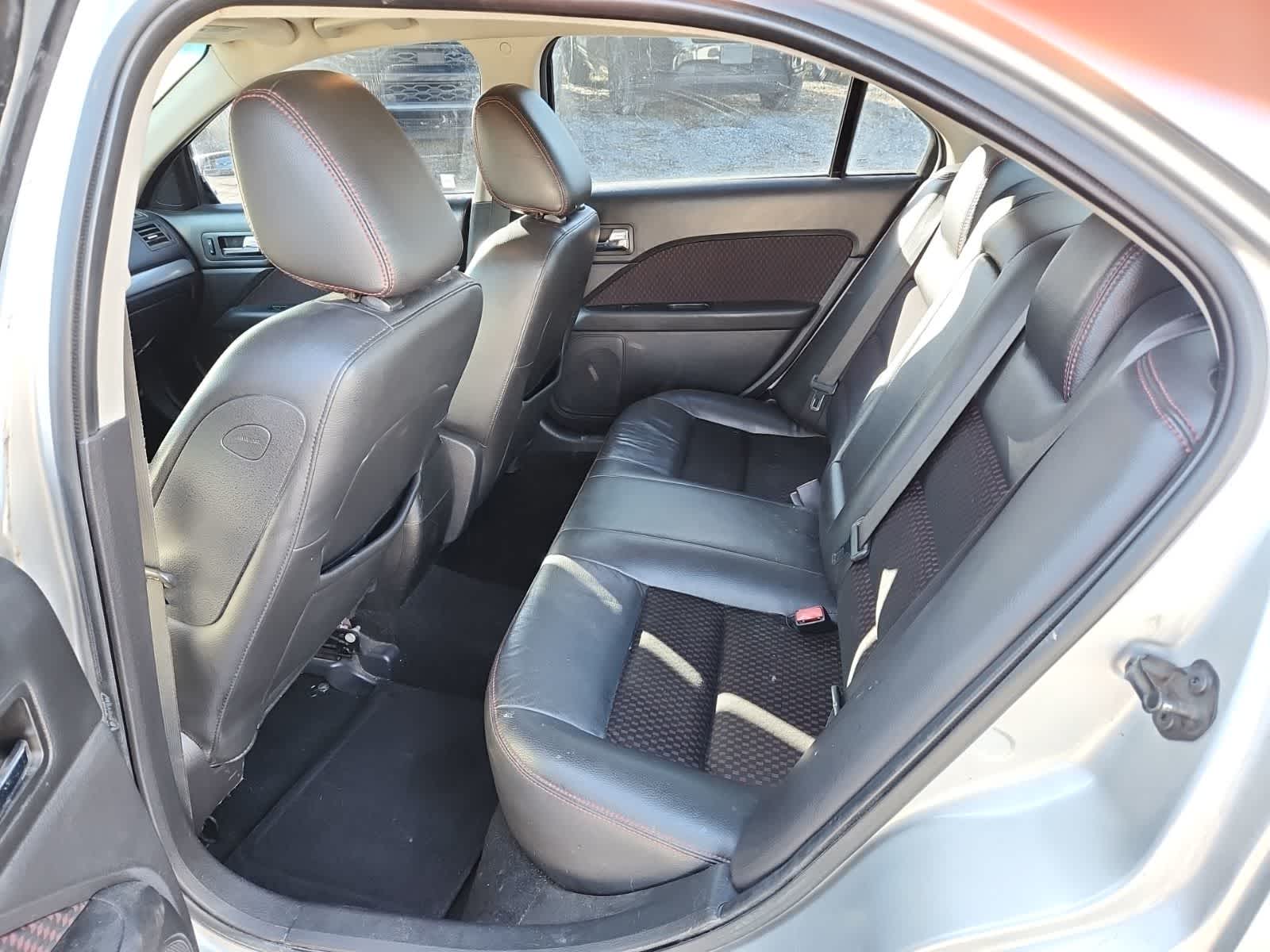 Thumbnail: 2009 Ford Fusion - 25