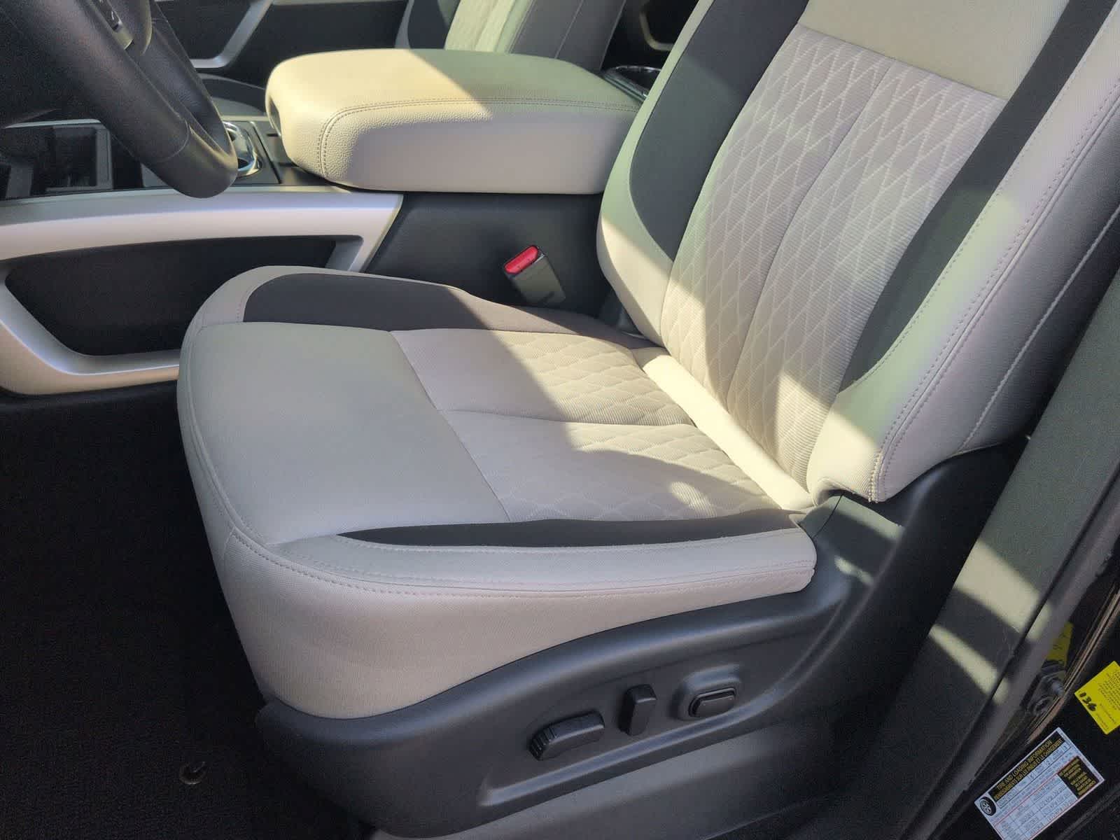 Thumbnail: 2024 Nissan Titan - 15