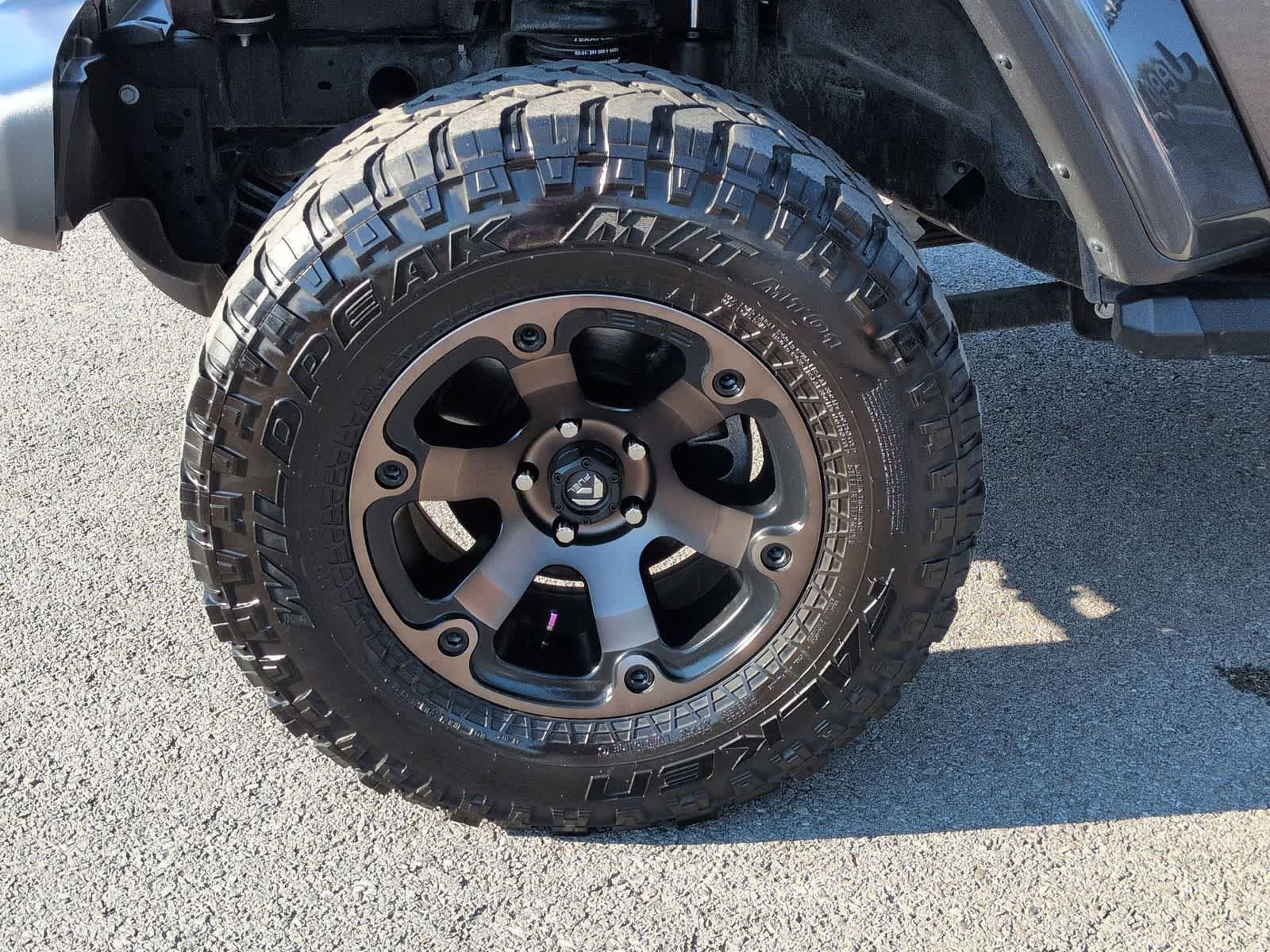 Thumbnail: 2021 Jeep Wrangler - 15