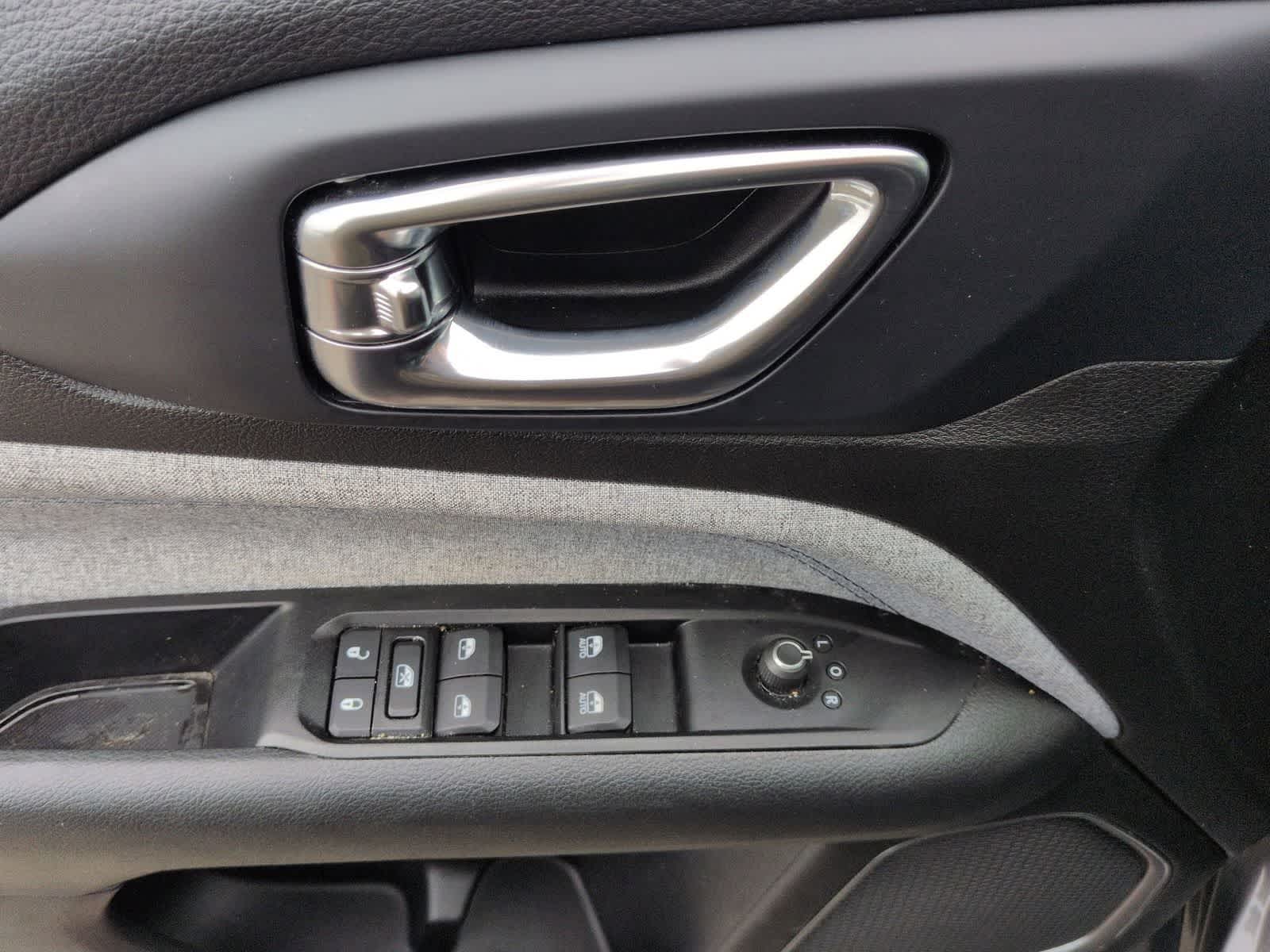 Thumbnail: 2022 Jeep Compass - 13