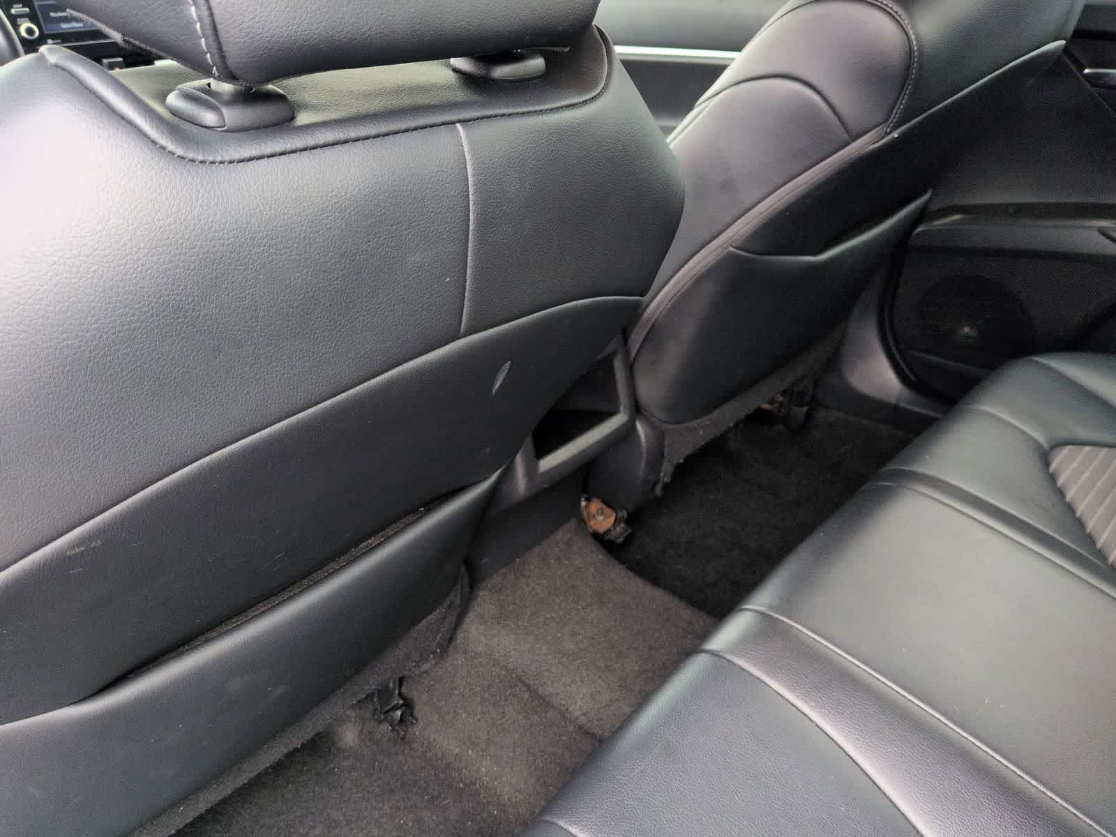 Thumbnail: 2022 Toyota Camry - 18