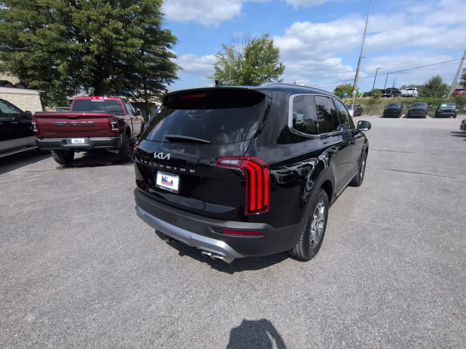 Thumbnail: 2022 Kia Telluride - 8