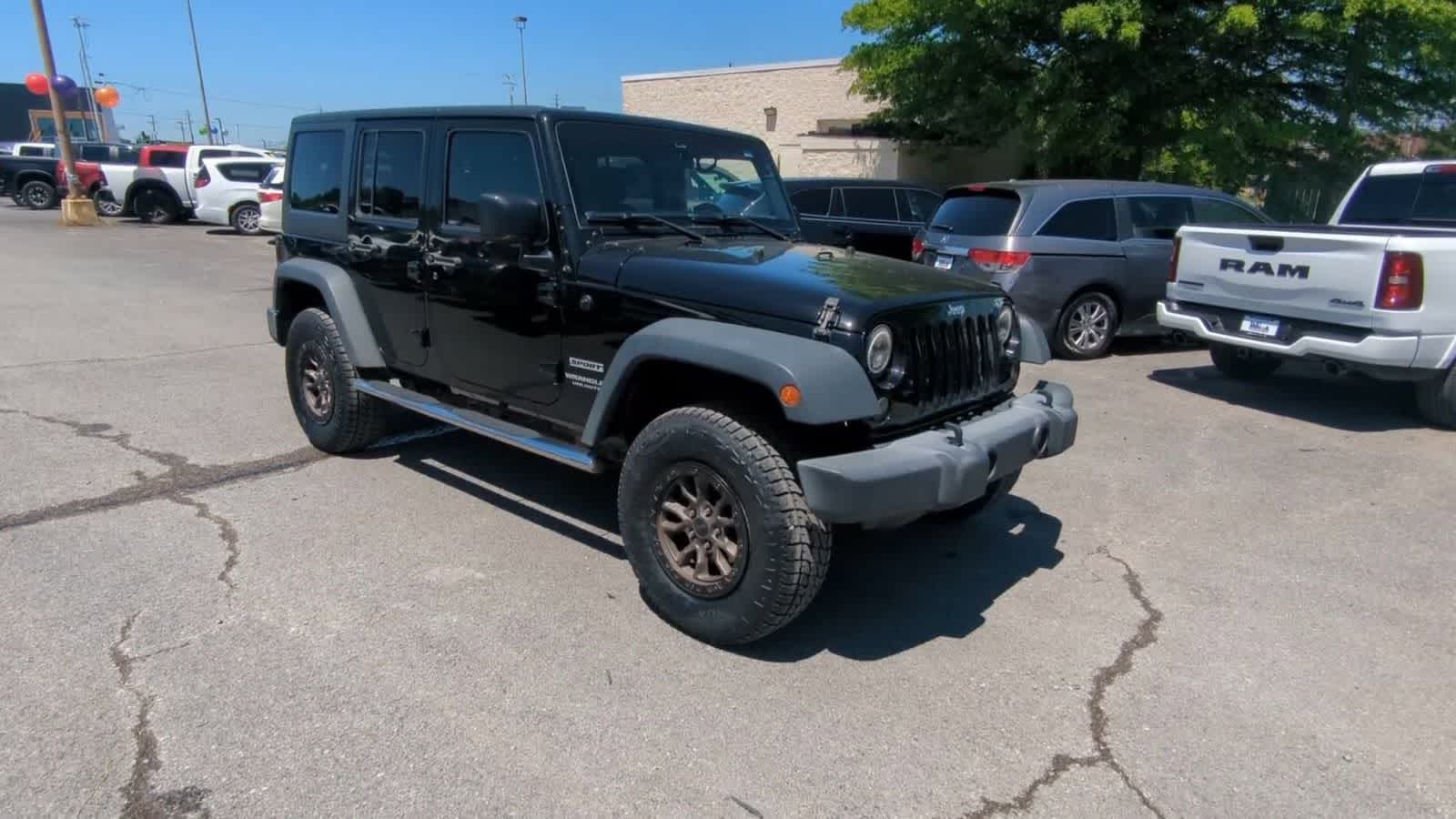 Thumbnail: 2017 Jeep Wrangler - 2