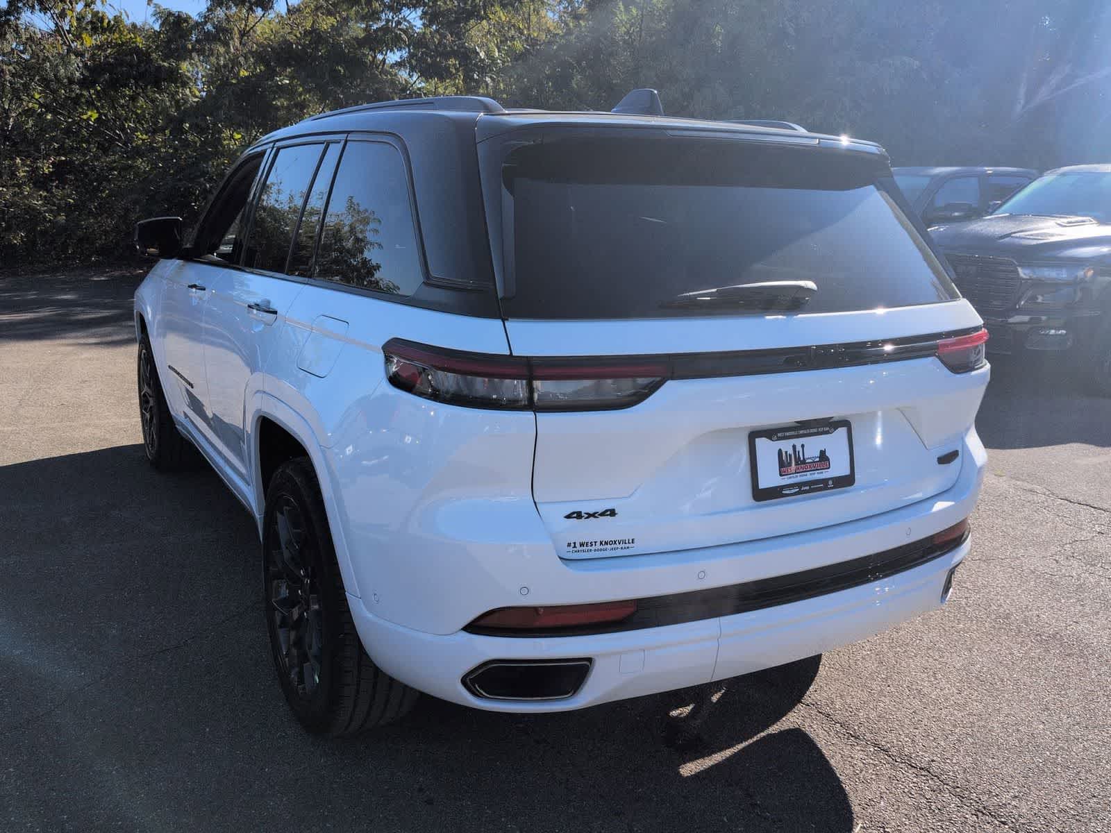 Thumbnail: 2025 Jeep Grand Cherokee - 6