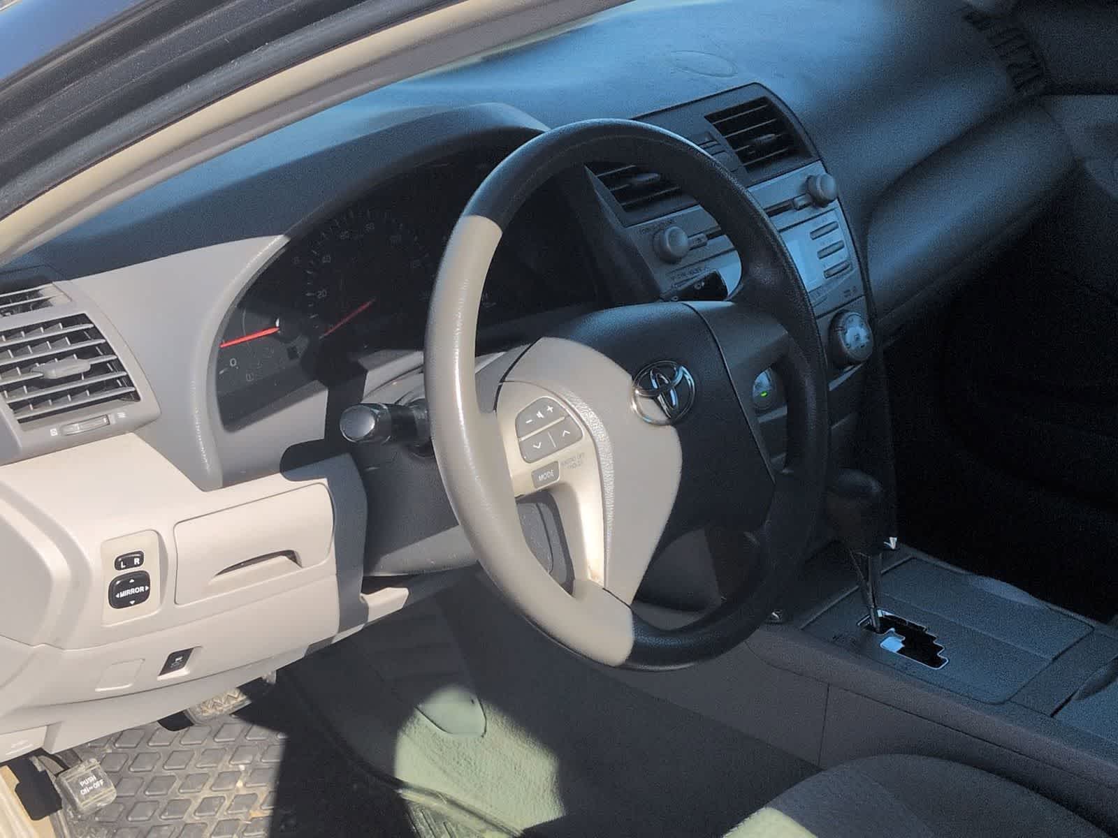 Thumbnail: 2011 Toyota Camry - 10