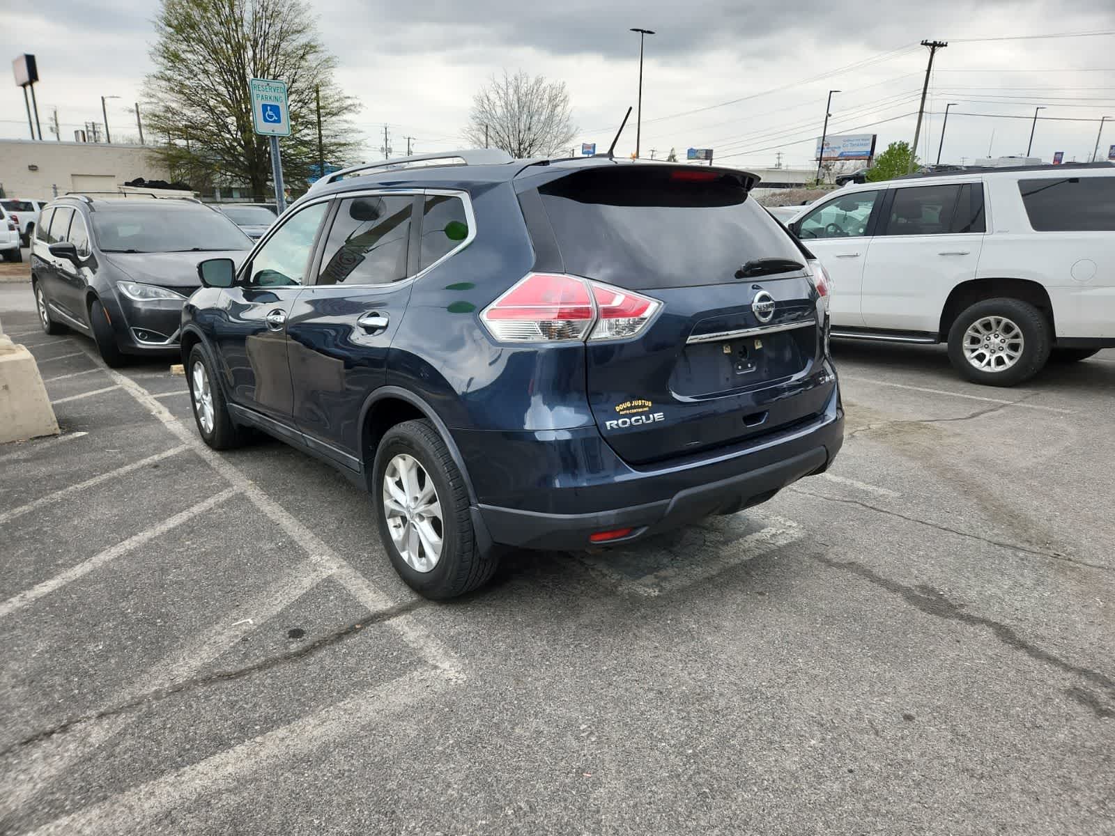 Thumbnail: 2016 Nissan Rogue - 3