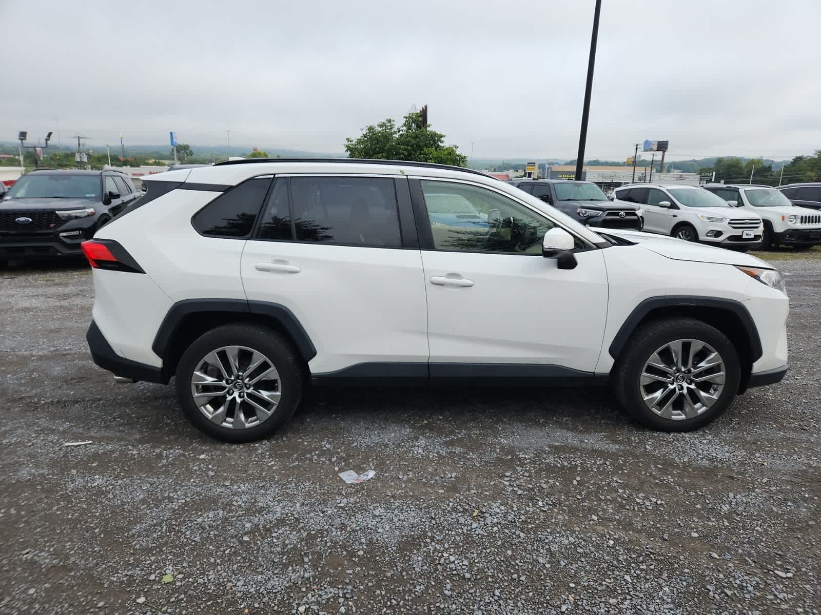 Thumbnail: 2019 Toyota RAV4 - 6