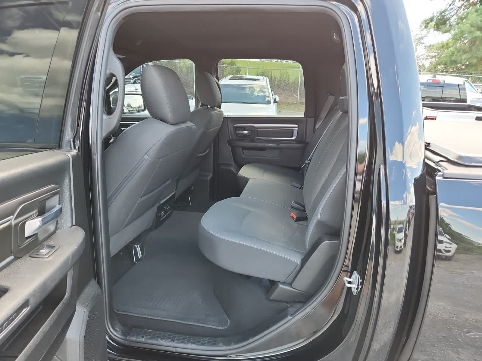 Thumbnail: 2021 RAM 1500 Classic - 26