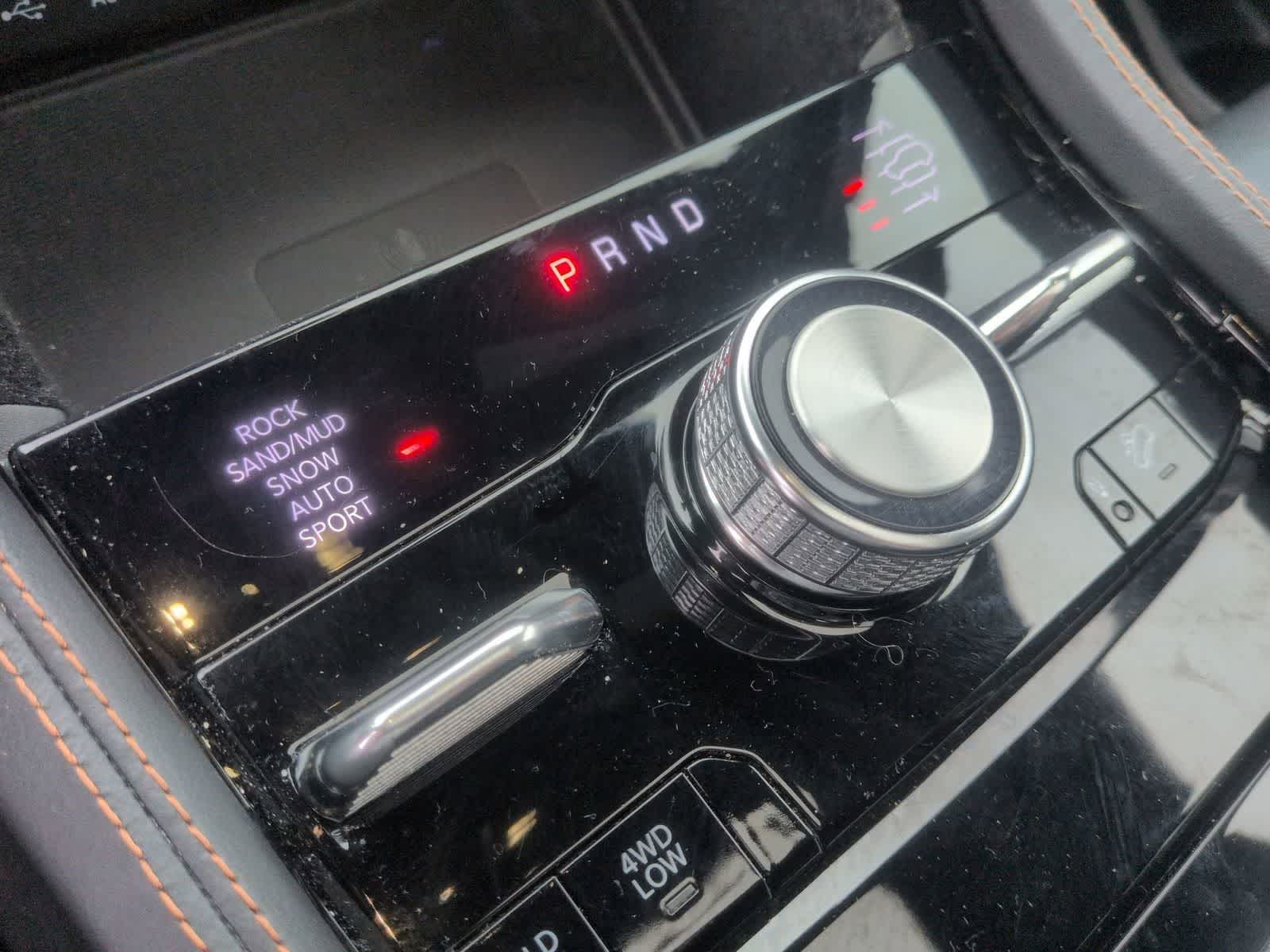 Thumbnail: 2021 Jeep Grand Cherokee L - 32