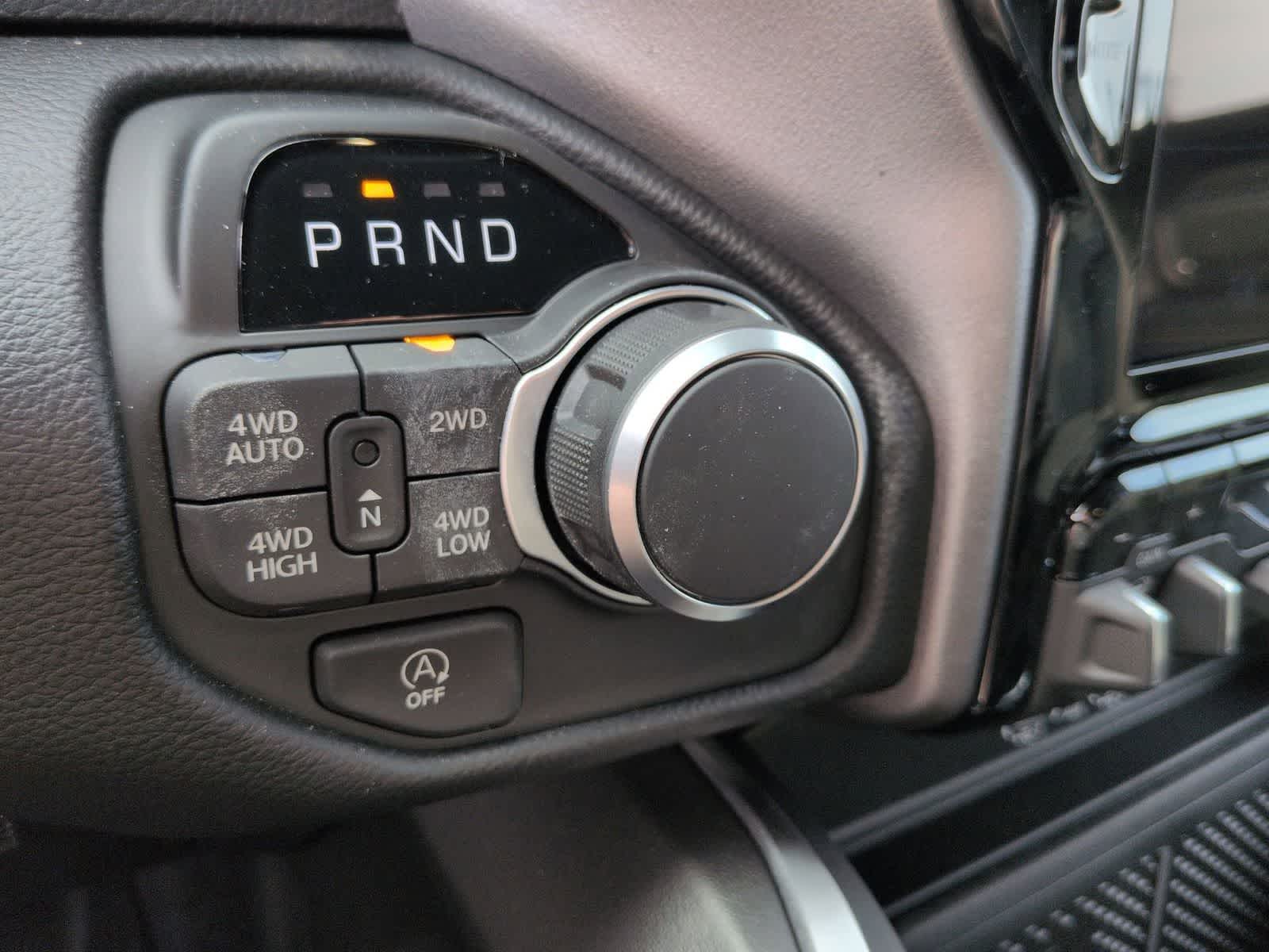 Thumbnail: 2026 RAM 1500 - 28