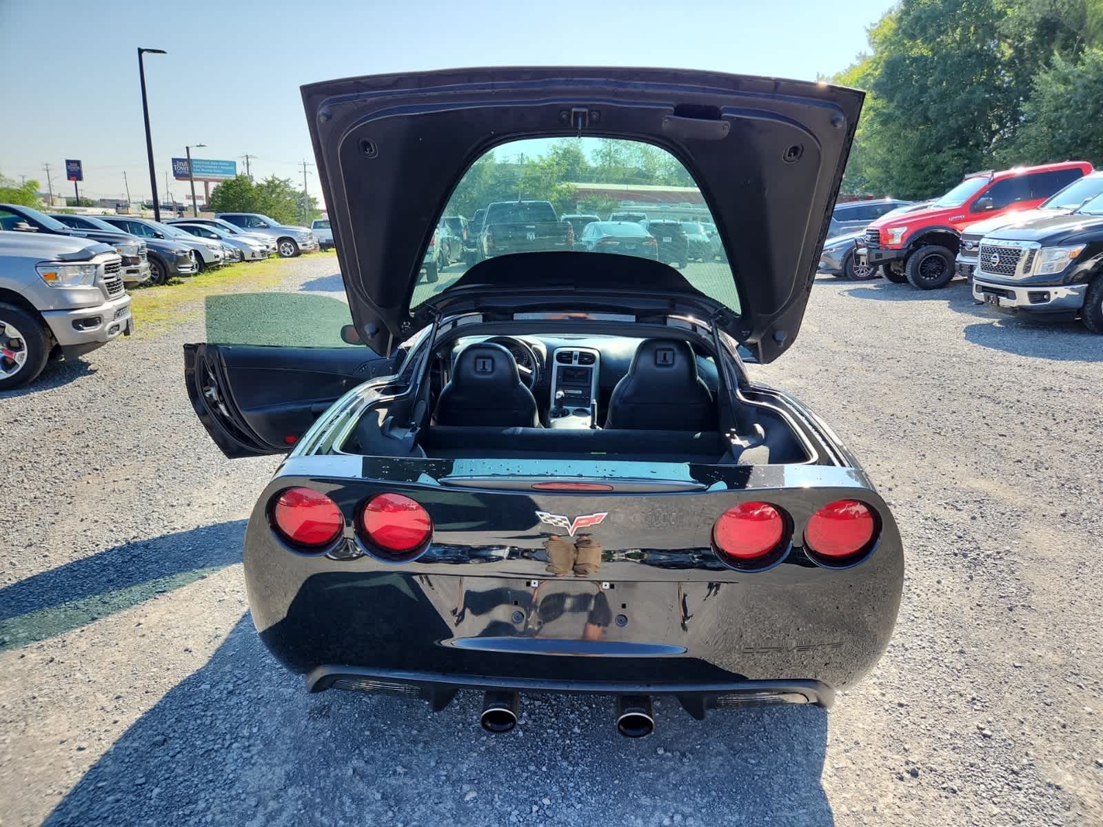 Thumbnail: 2005 Chevrolet Corvette - 24