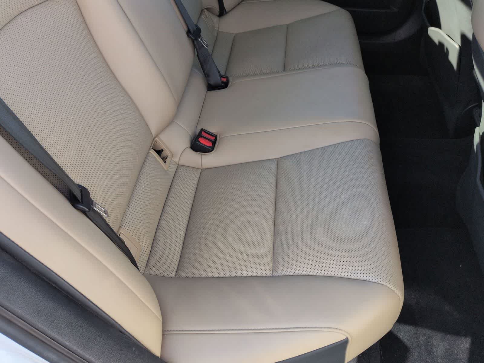 Thumbnail: 2019 Lexus ES - 18