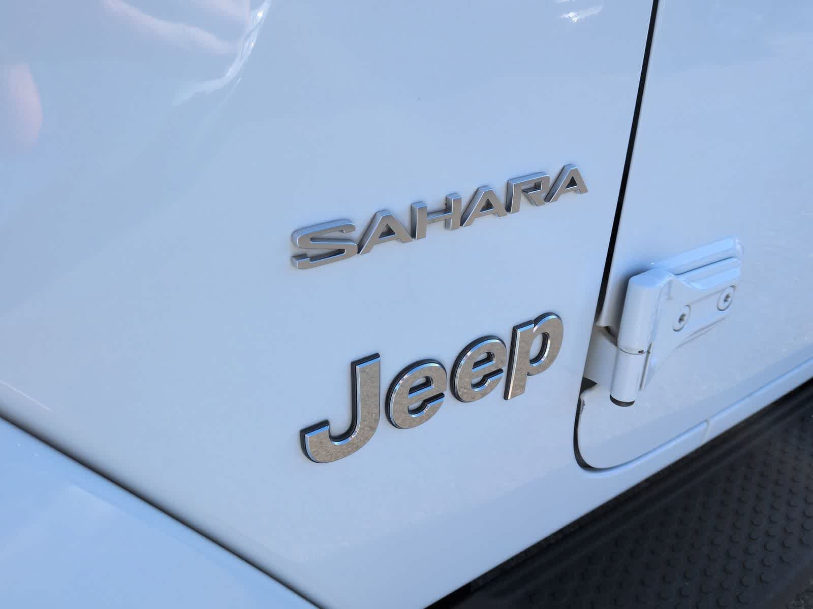 Thumbnail: 2018 Jeep Wrangler - 12