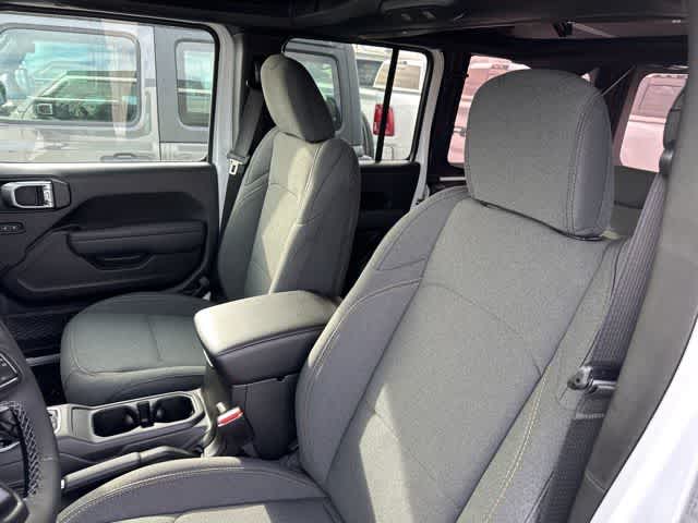 Thumbnail: 2026 Jeep Wrangler - 4