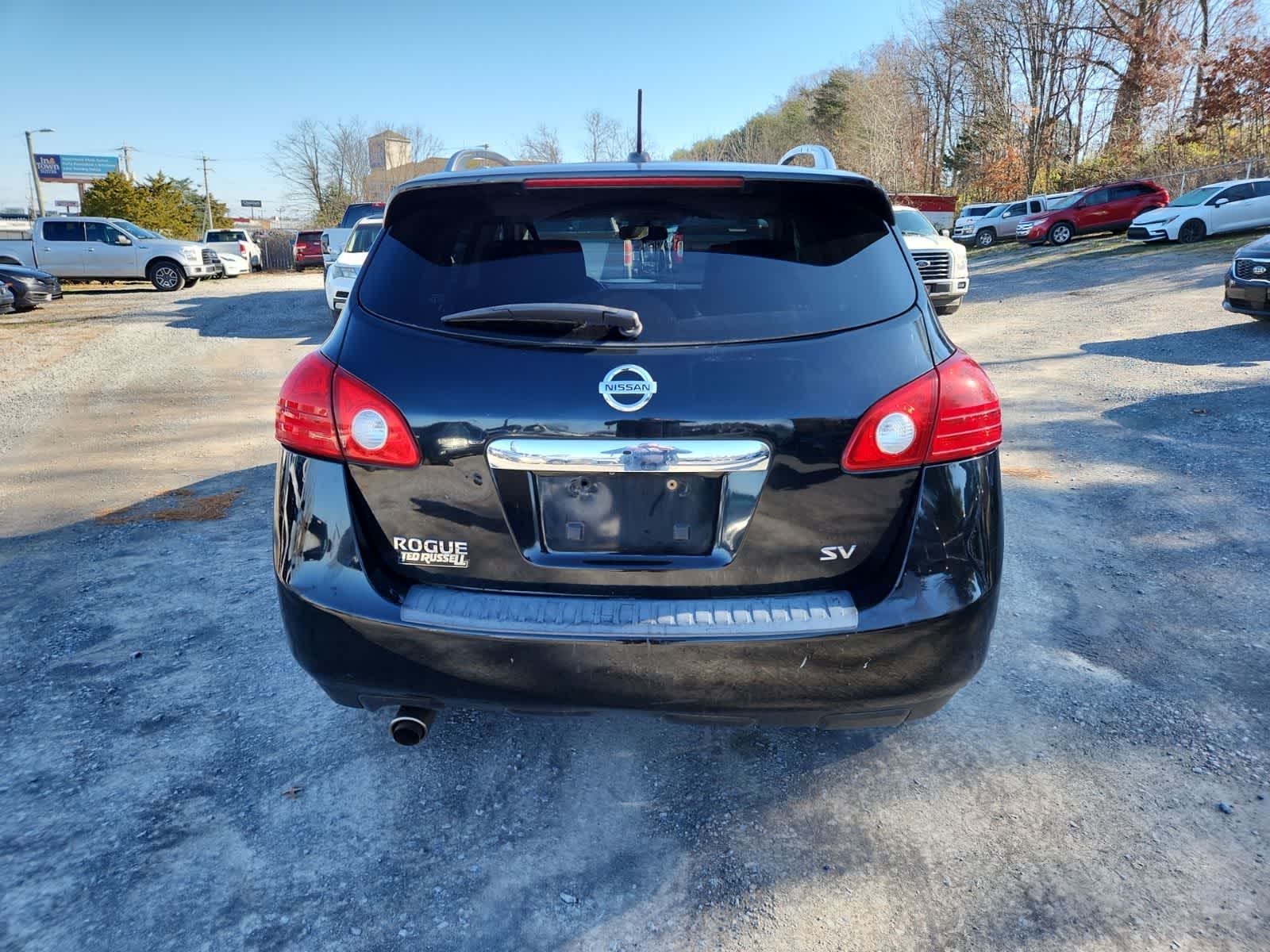 Thumbnail: 2011 Nissan Rogue - 4