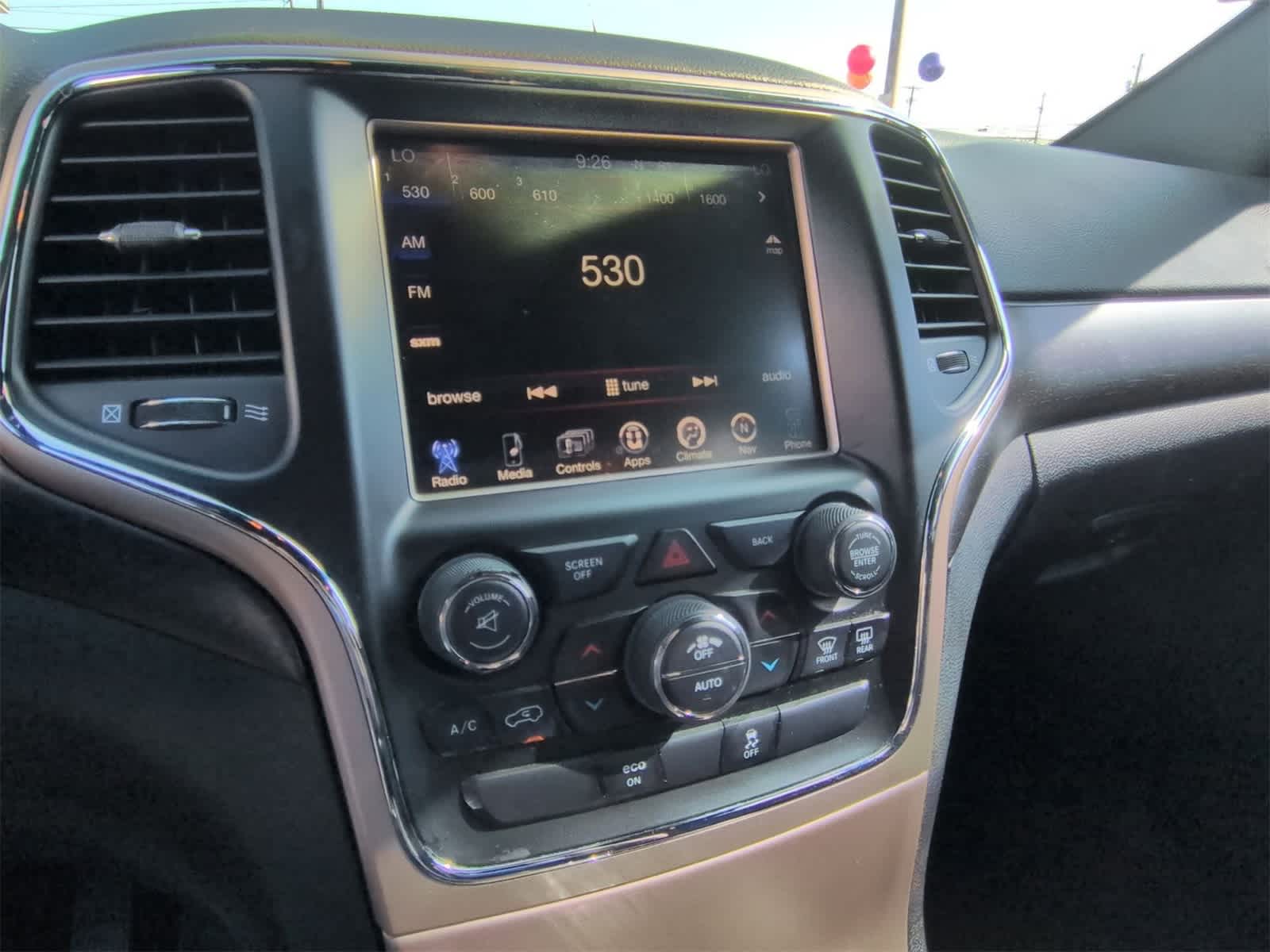 Thumbnail: 2015 Jeep Grand Cherokee - 27
