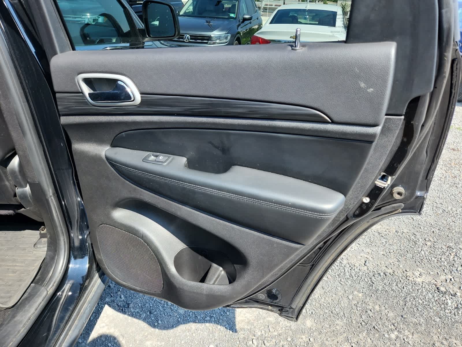 Thumbnail: 2021 Jeep Grand Cherokee - 24