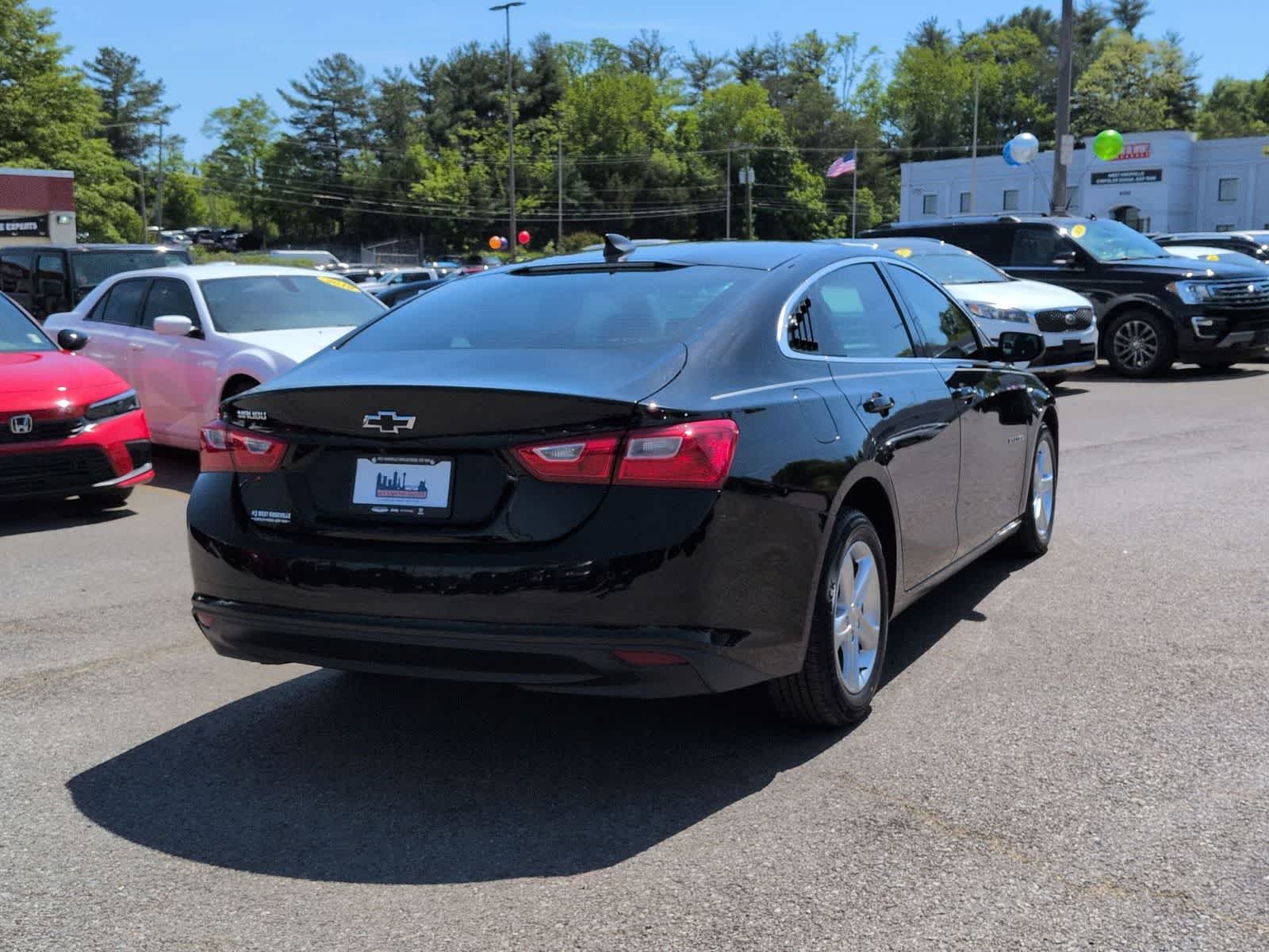 Thumbnail: 2021 Chevrolet Malibu - 8